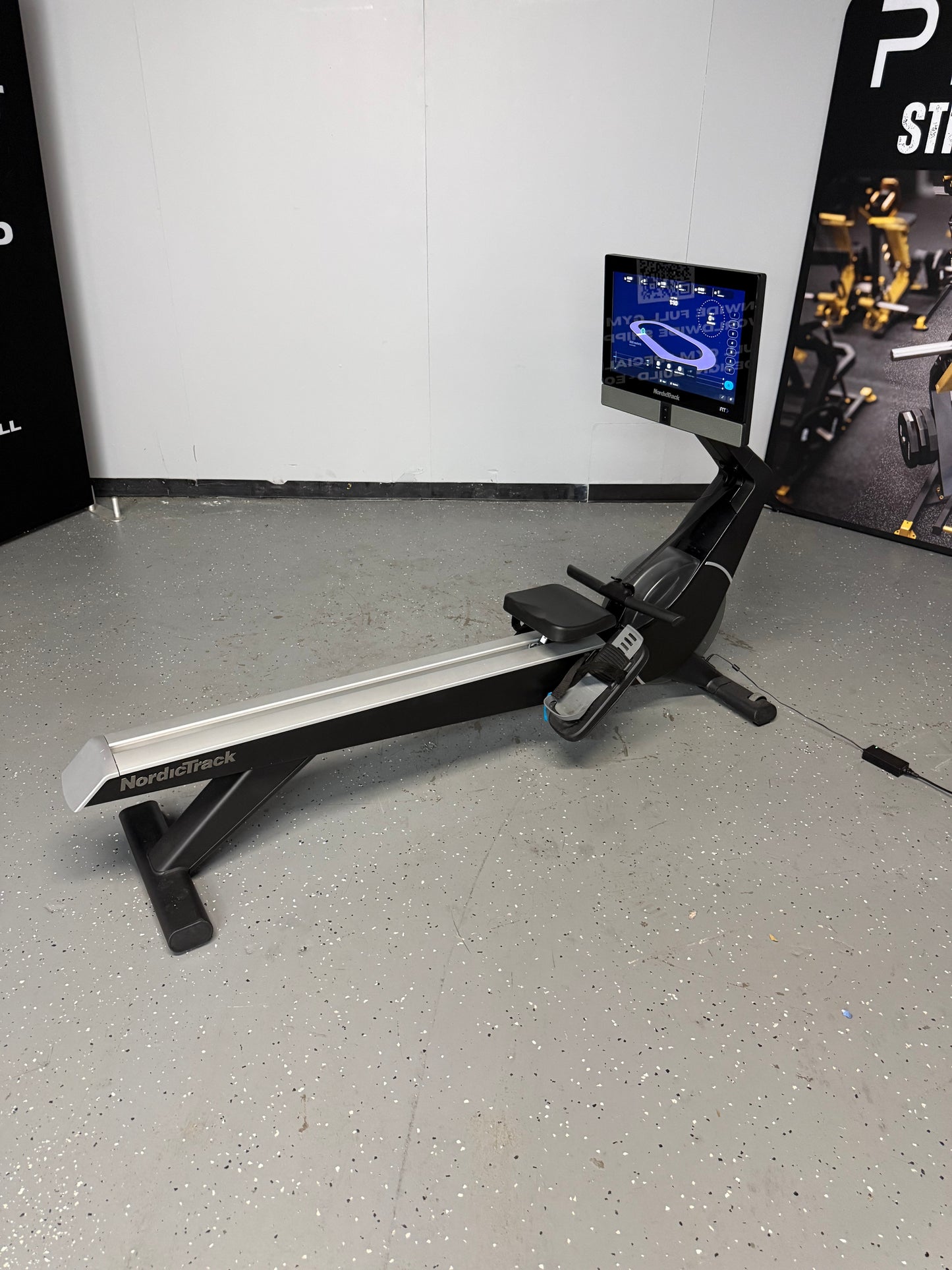 Nordic Track RW900 Rowing Machine
