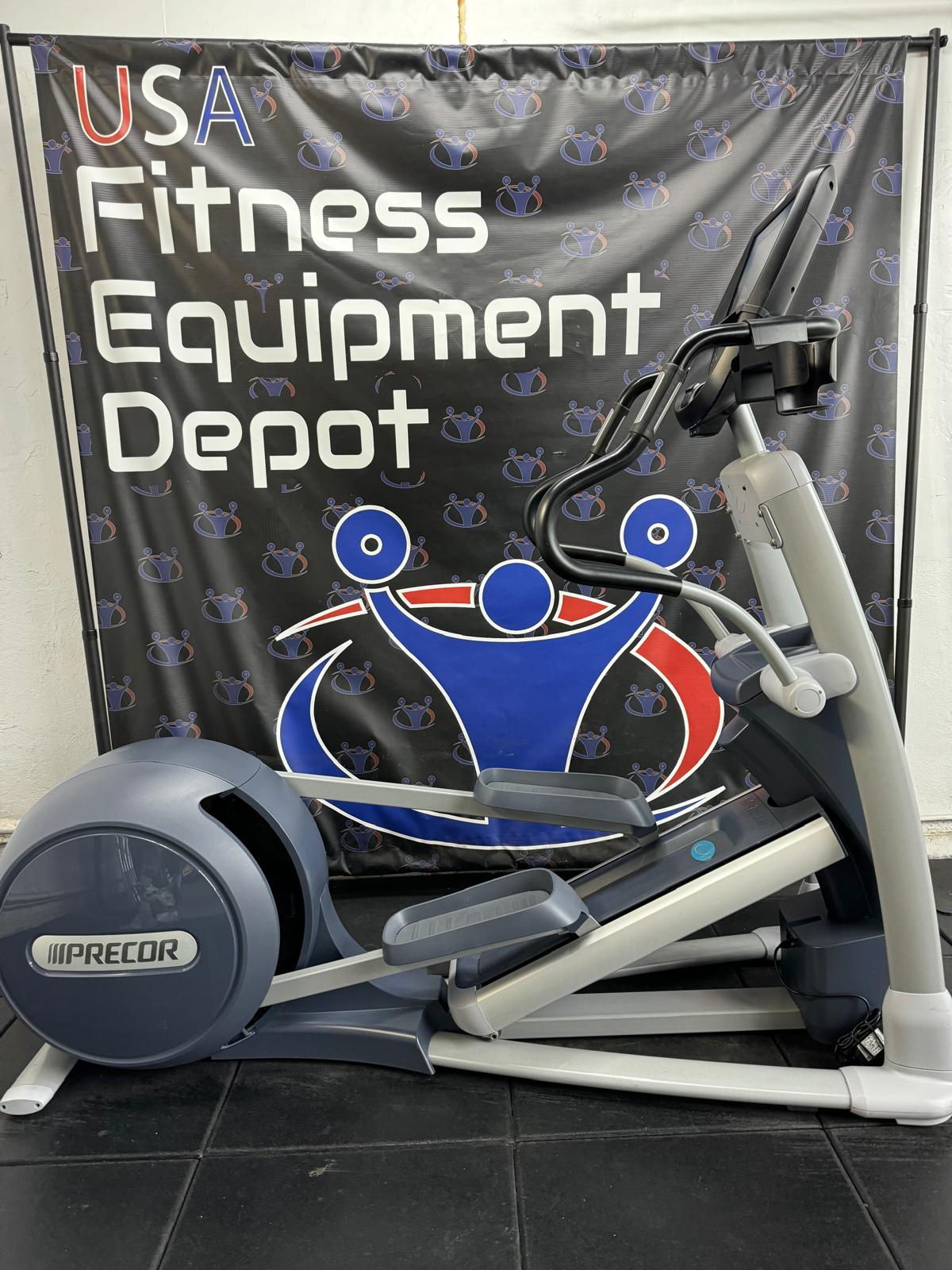 Precor EFX 883 Lower Body Elliptical w/P82 Console *REFURBISHED*