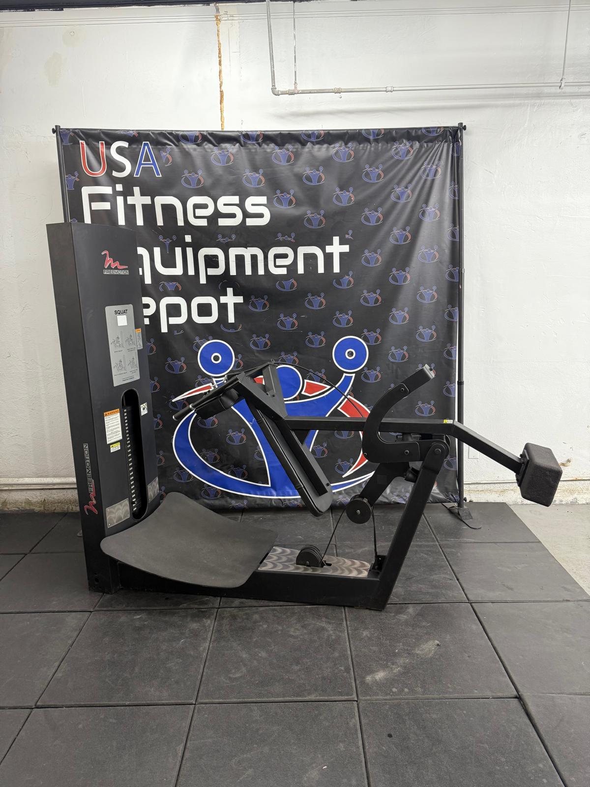 FreeMotion Epic Series V-Squat - weight lifting machines & racks, image 7