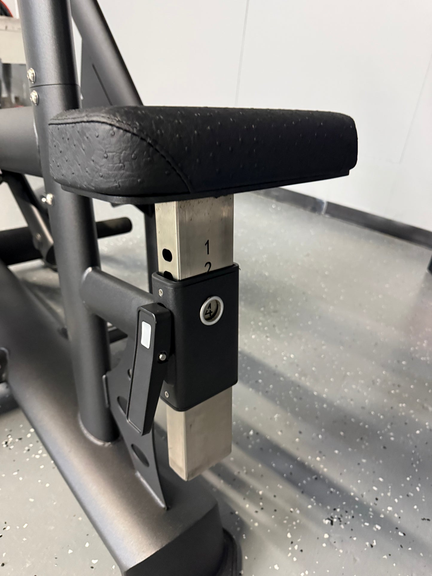 Premier Strength Atlas Series Mid Row *NEW*