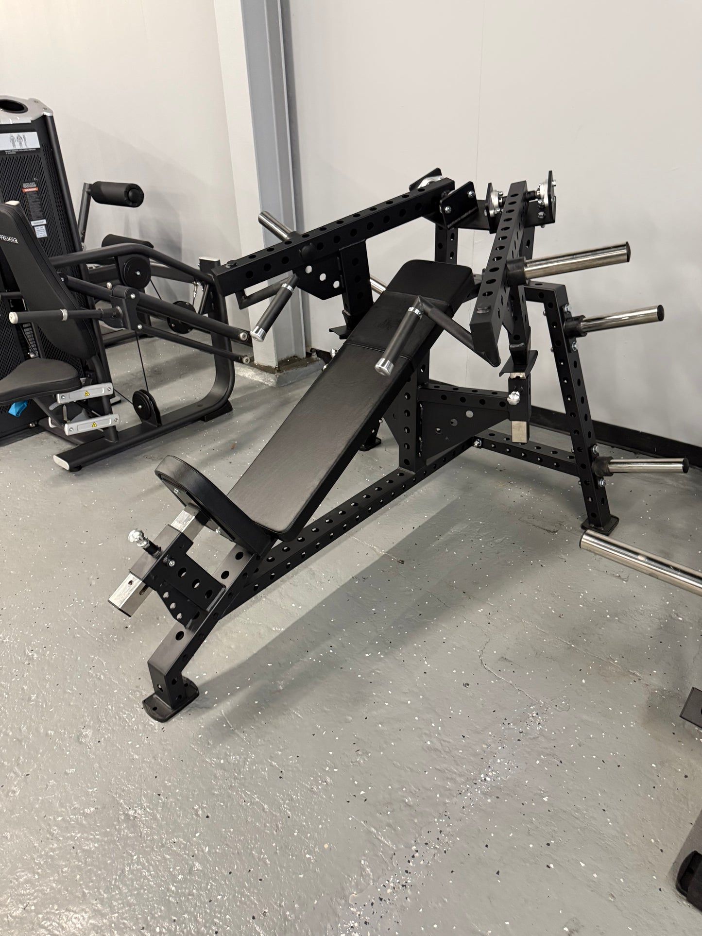 Premier Strength Bravo Series Incline Chest Press *NEW*