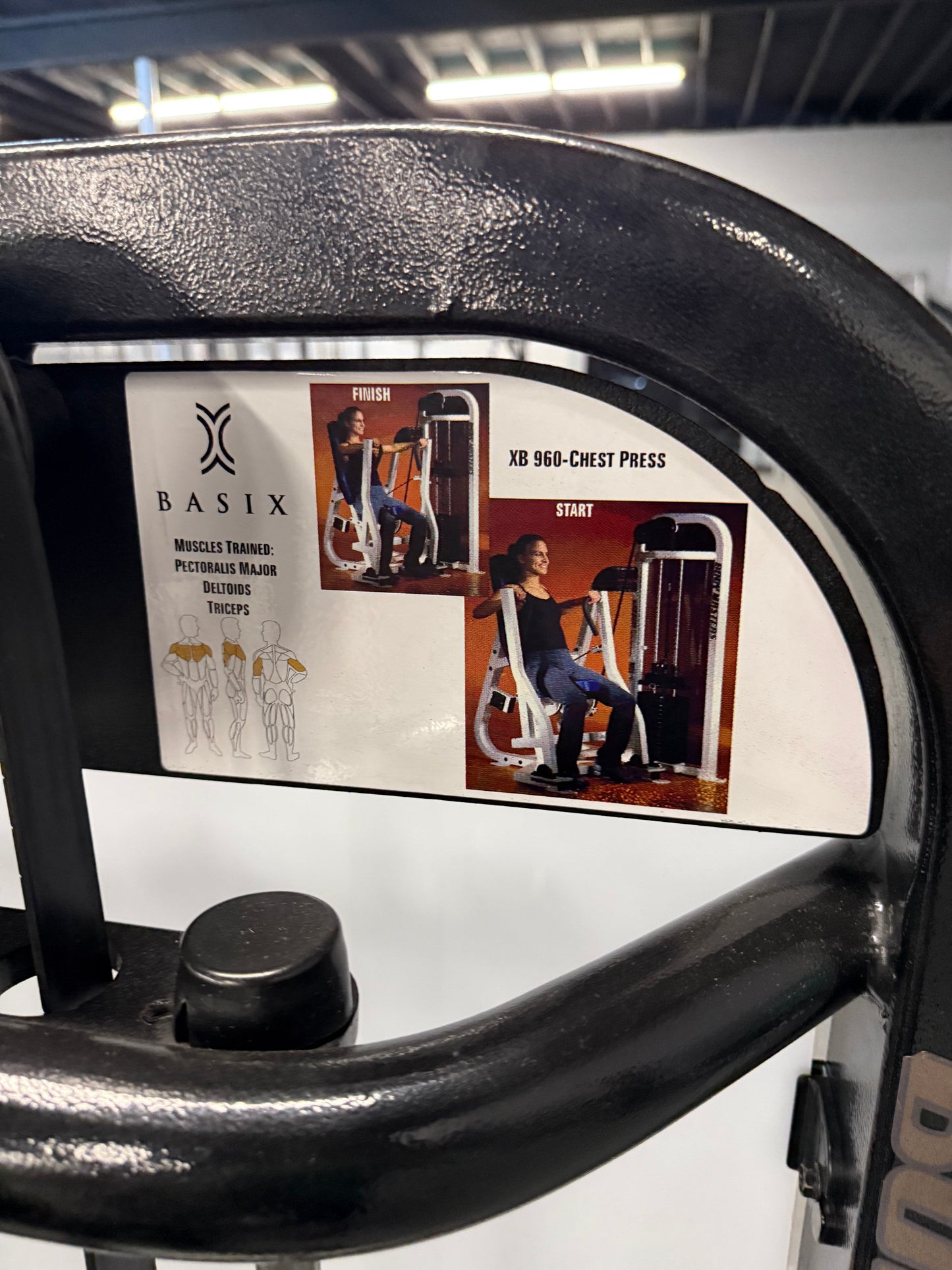 Body Masters XB960 Chest Press
