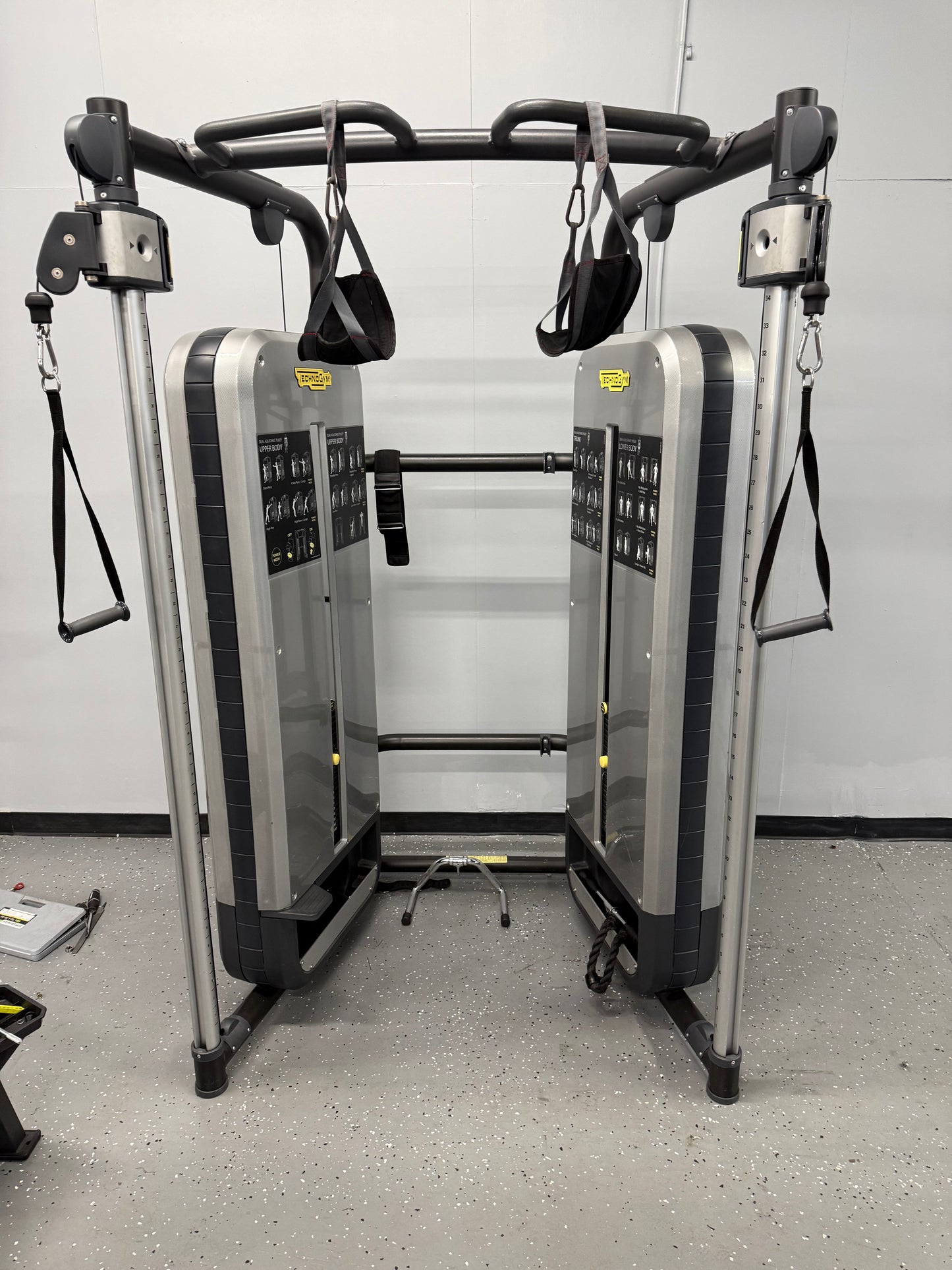 TechnoGym Element Series Dual Adjustable Pulley Functional Trainer *Refurbished*