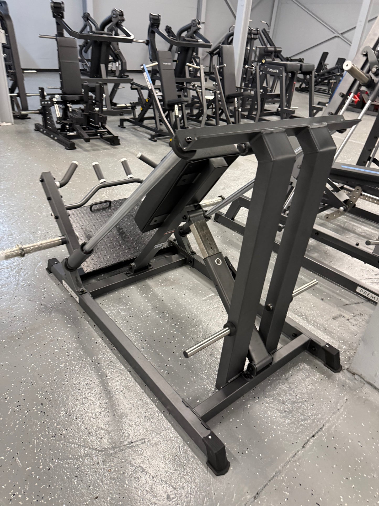Premier Strength Beast Series Angled Row *NEW*
