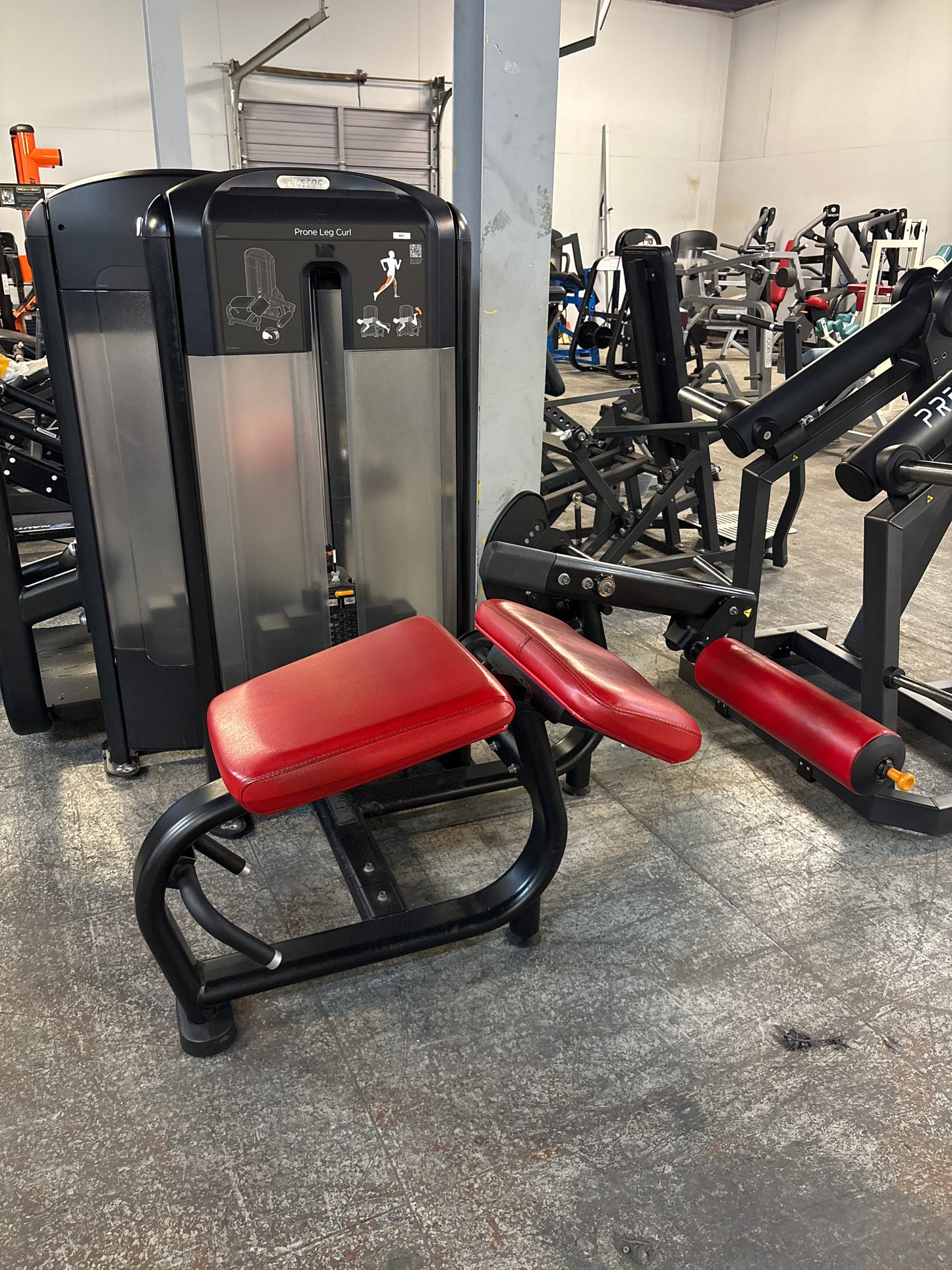Precor Discovery Prone Leg Curl *Refurbished*