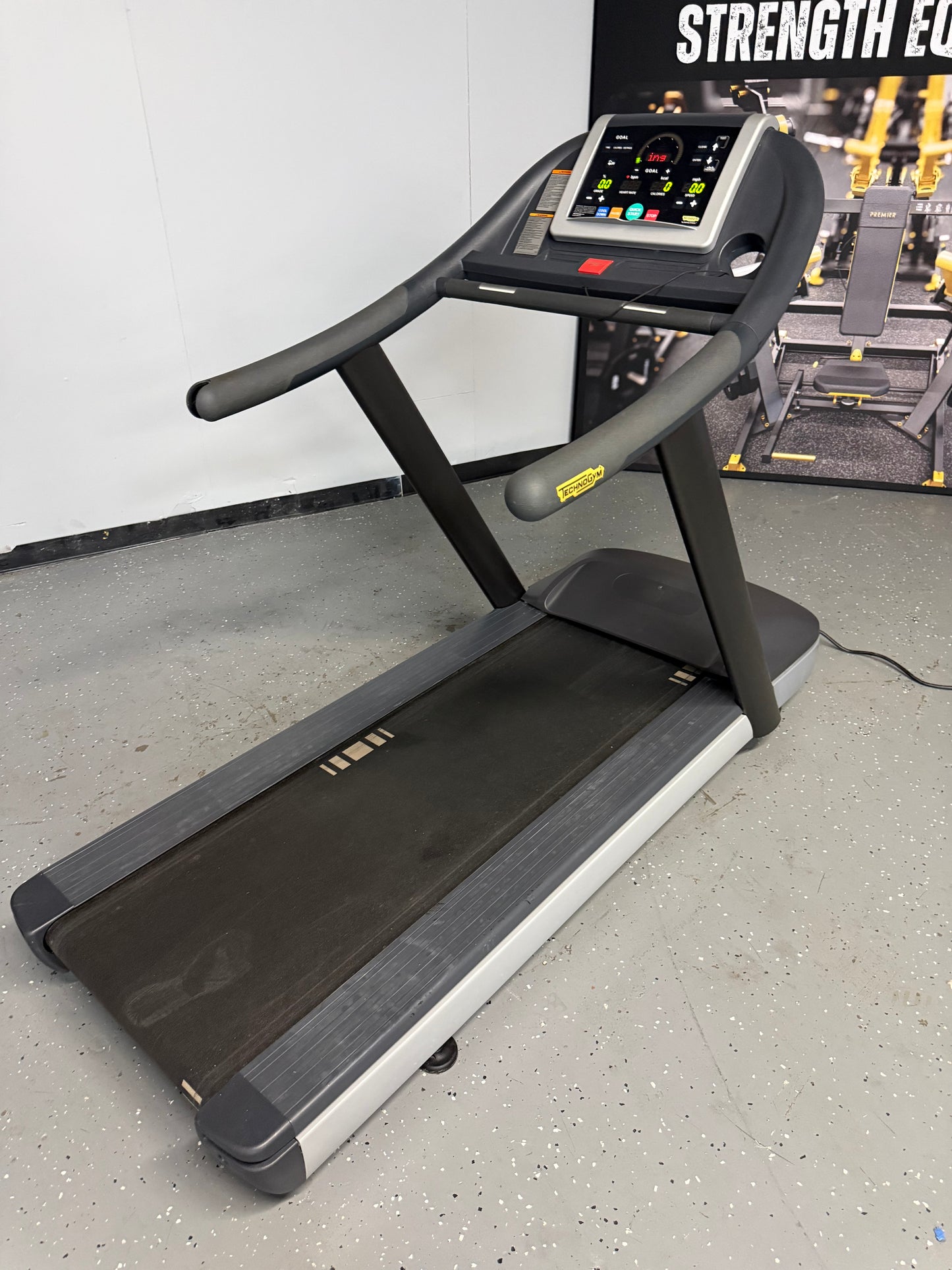 TechnoGym Job 700 Series Treadmill