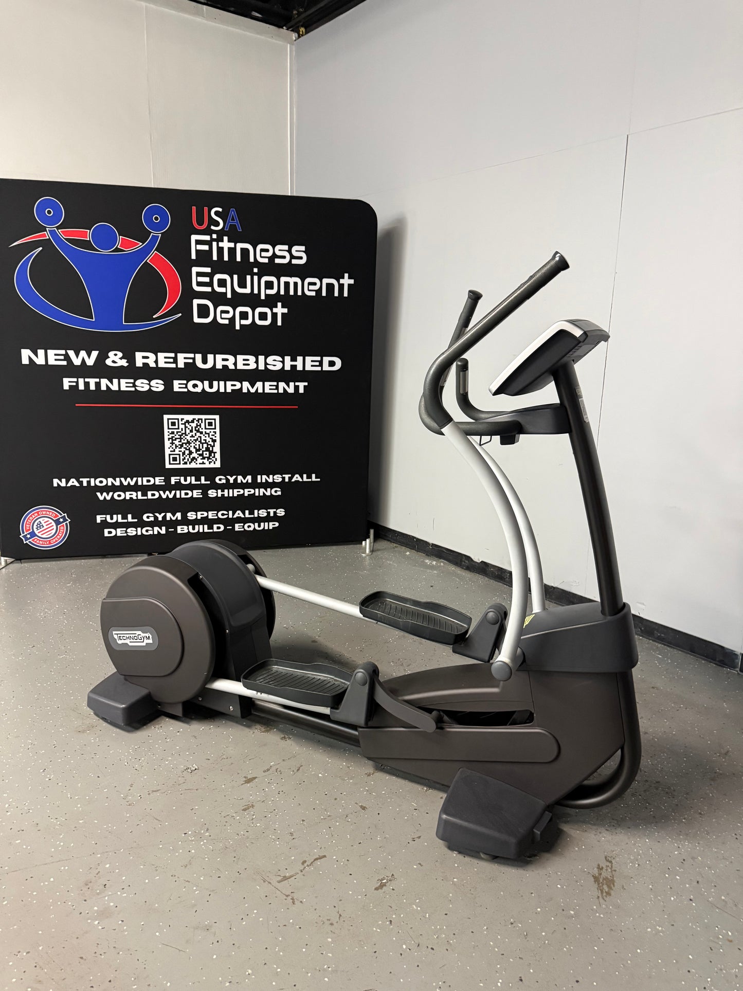 TechnoGym Synchro Excite 700 Elliptical