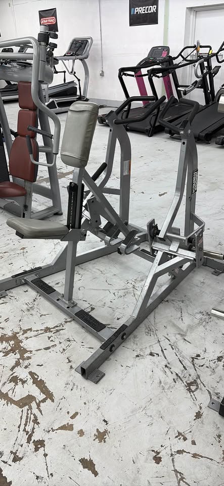 Hammer Strength Mid Row *Refurbished*