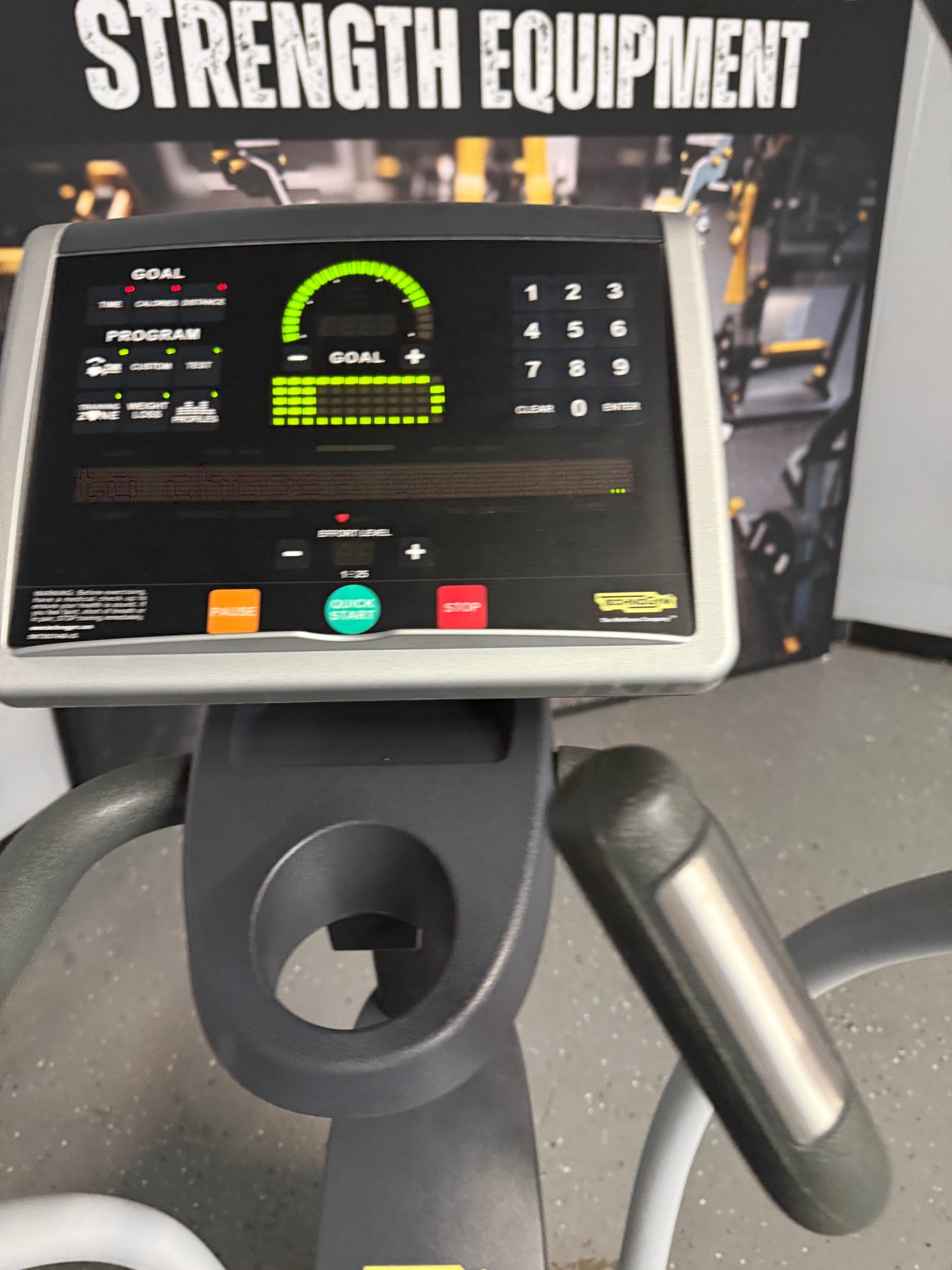 TechnoGym Synchro Excite 700 Elliptical