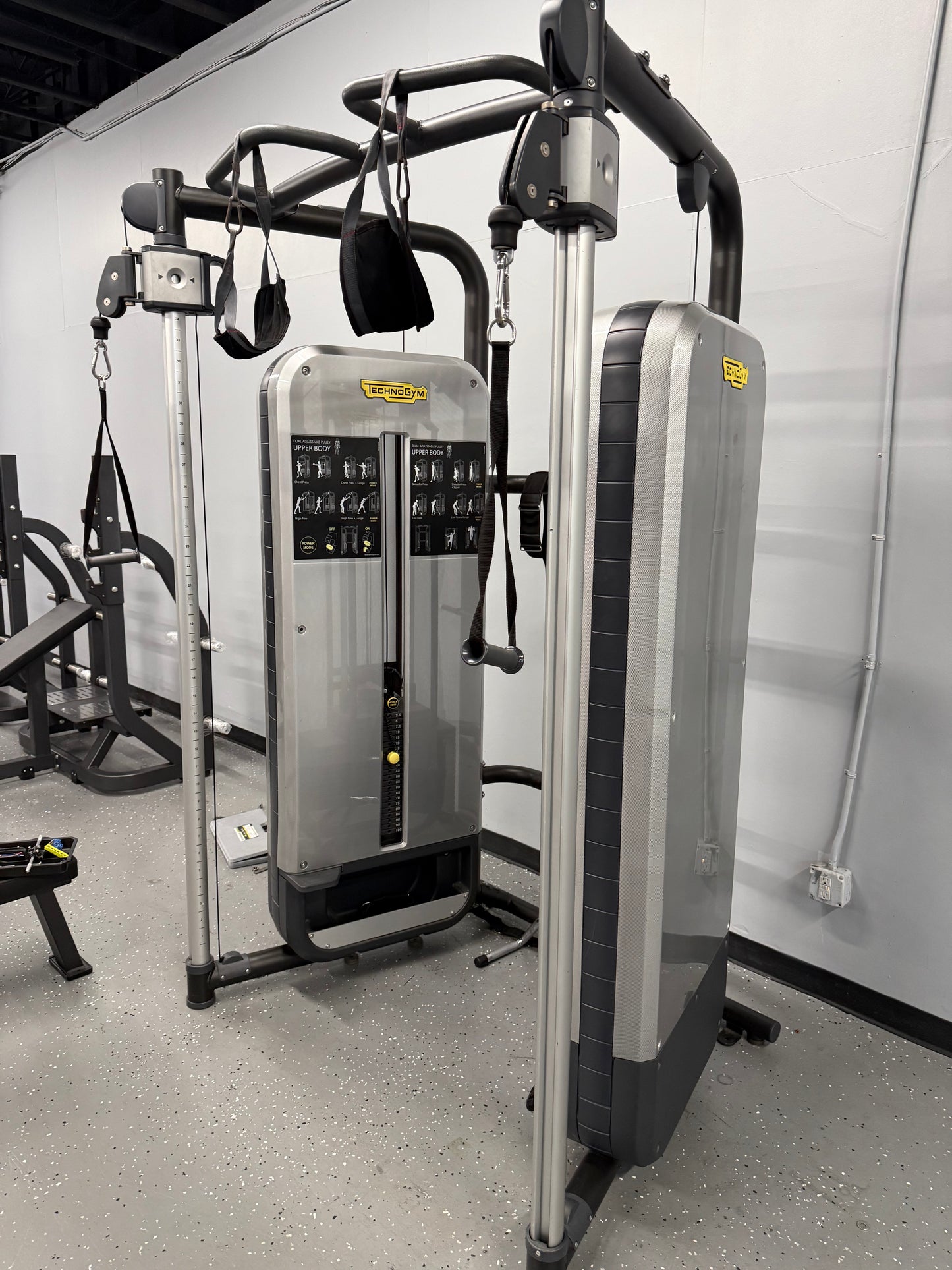 TechnoGym Element Series Dual Adjustable Pulley Functional Trainer *Refurbished*