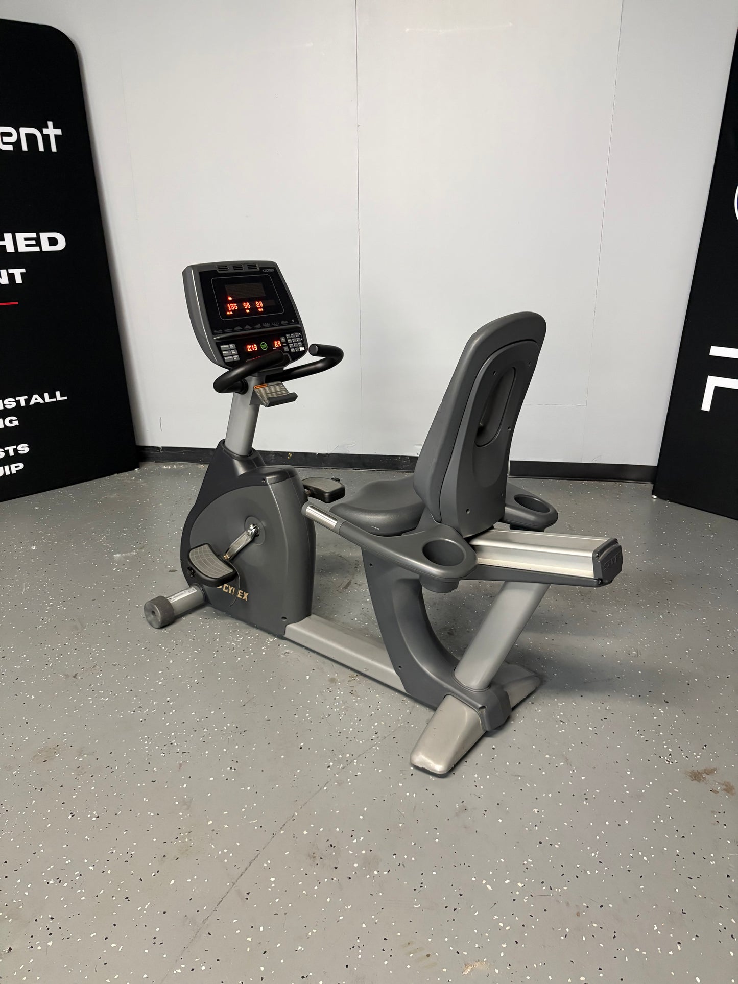 Cybex 750R Recumbent Bike *REFURBISHED*