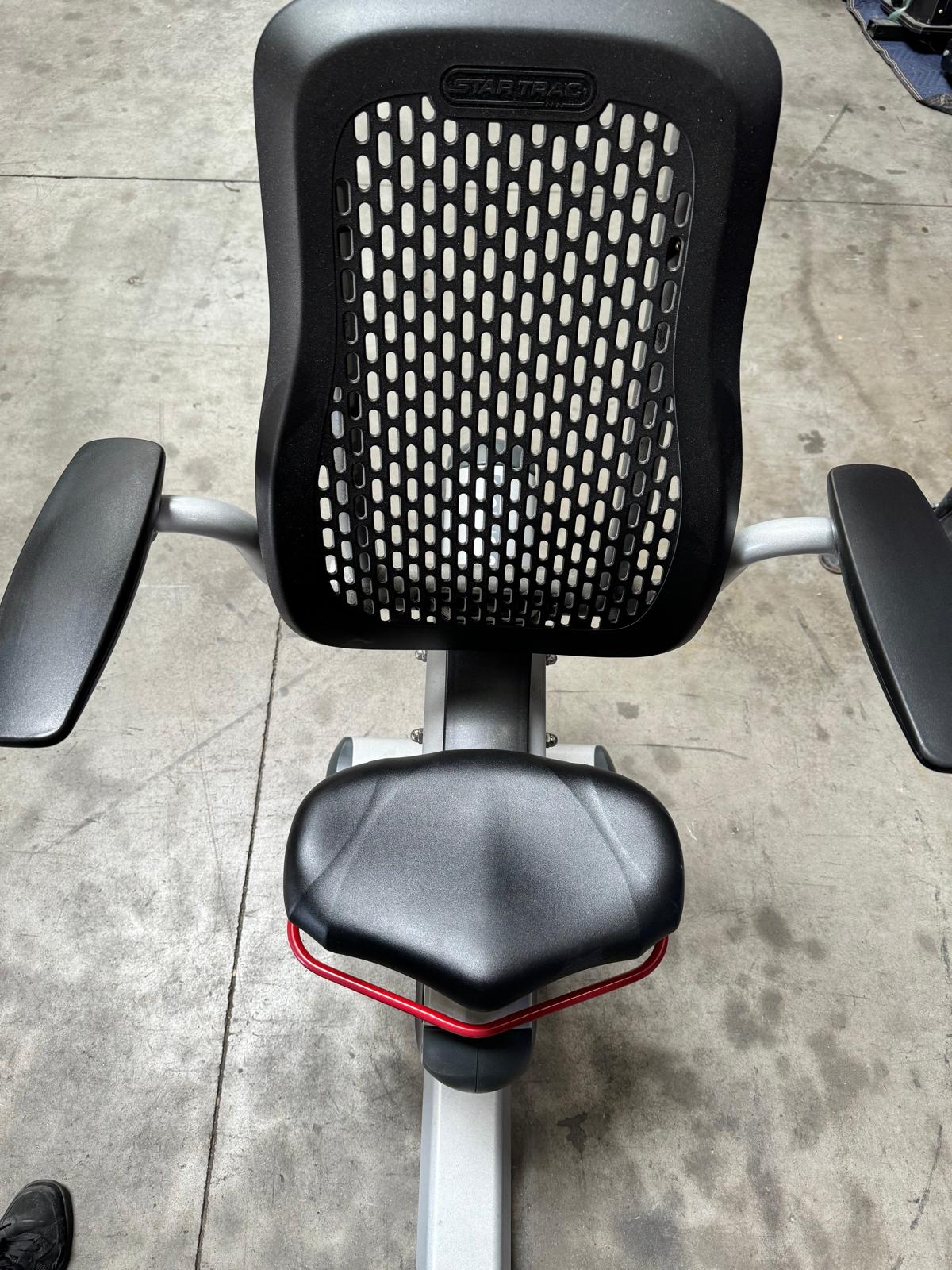 Star Trac 8 Series Recumbent Bike *REFURBSIHED*