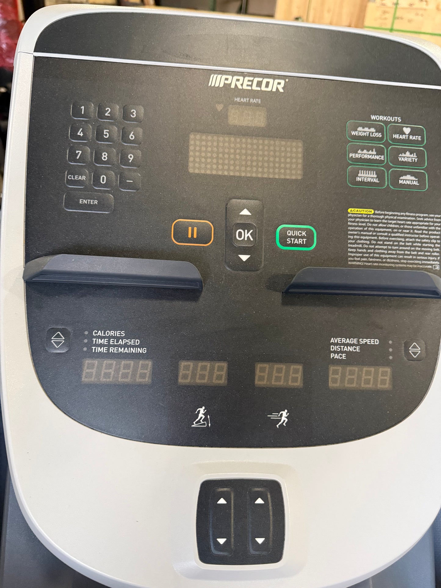 Precor TRM 811 Treadmill w/P10 Console *Refurbished*