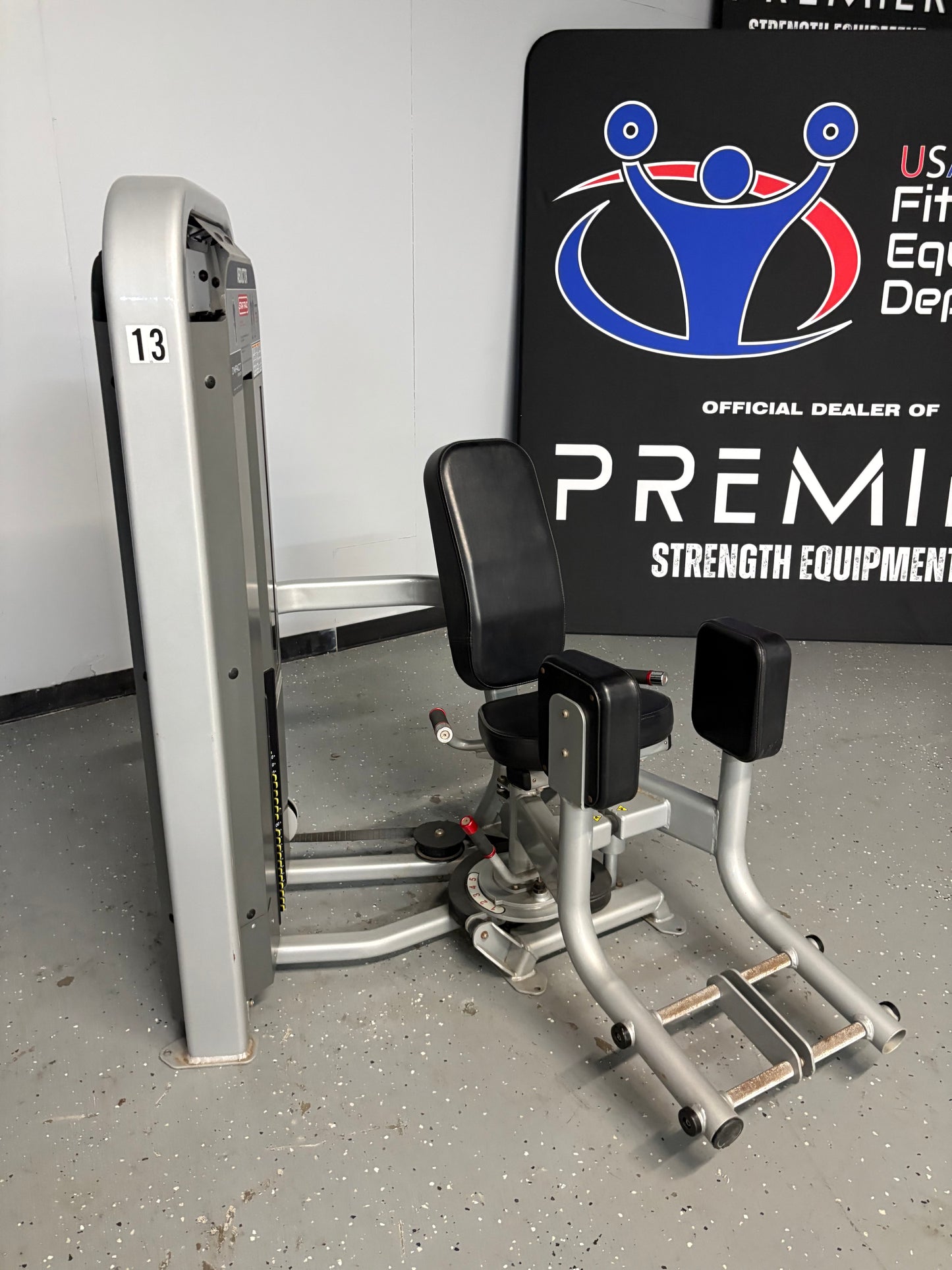 Star Trac/Nautilus Impact Series Abductor