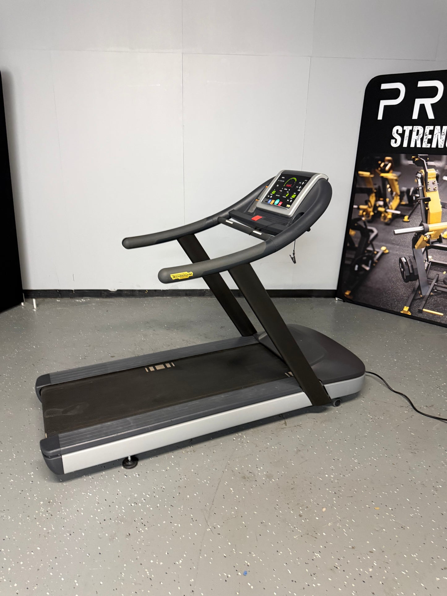 TechnoGym Job 700 Series Treadmill