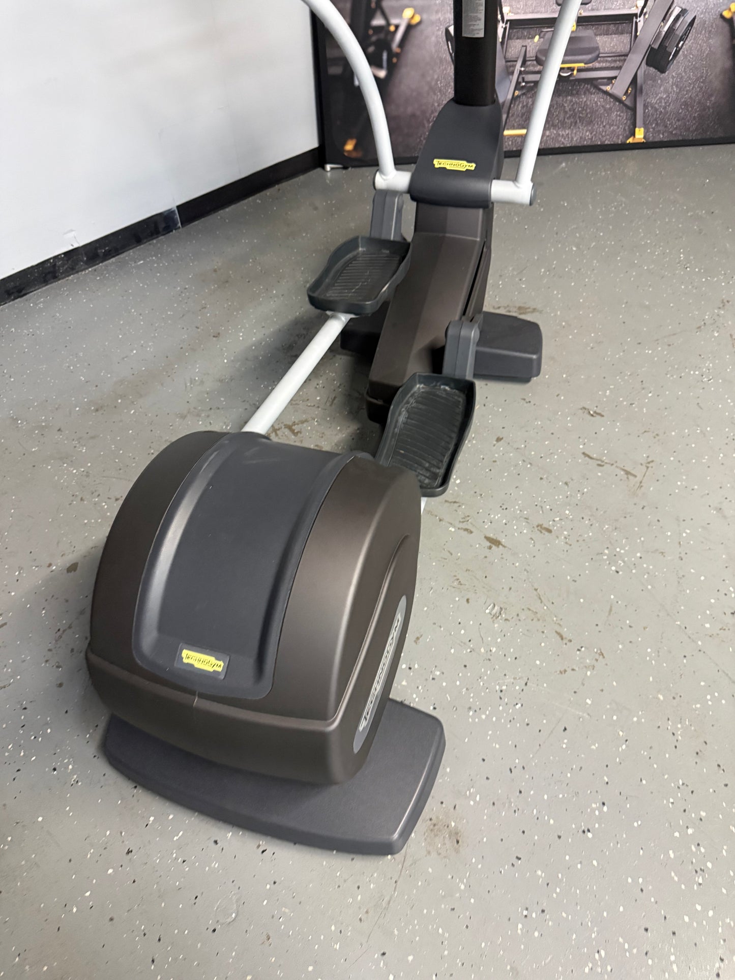 TechnoGym Synchro Excite 700 Elliptical