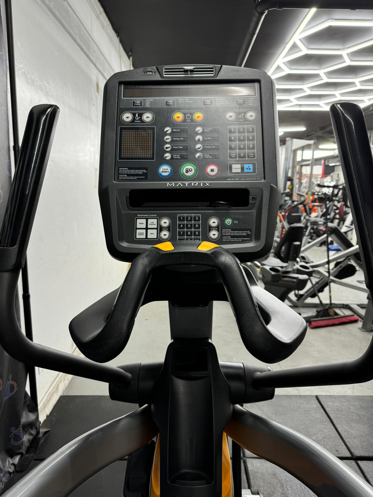 Matrix Fitness A5x Suspension Trainer Elliptical *REFURBISHED*