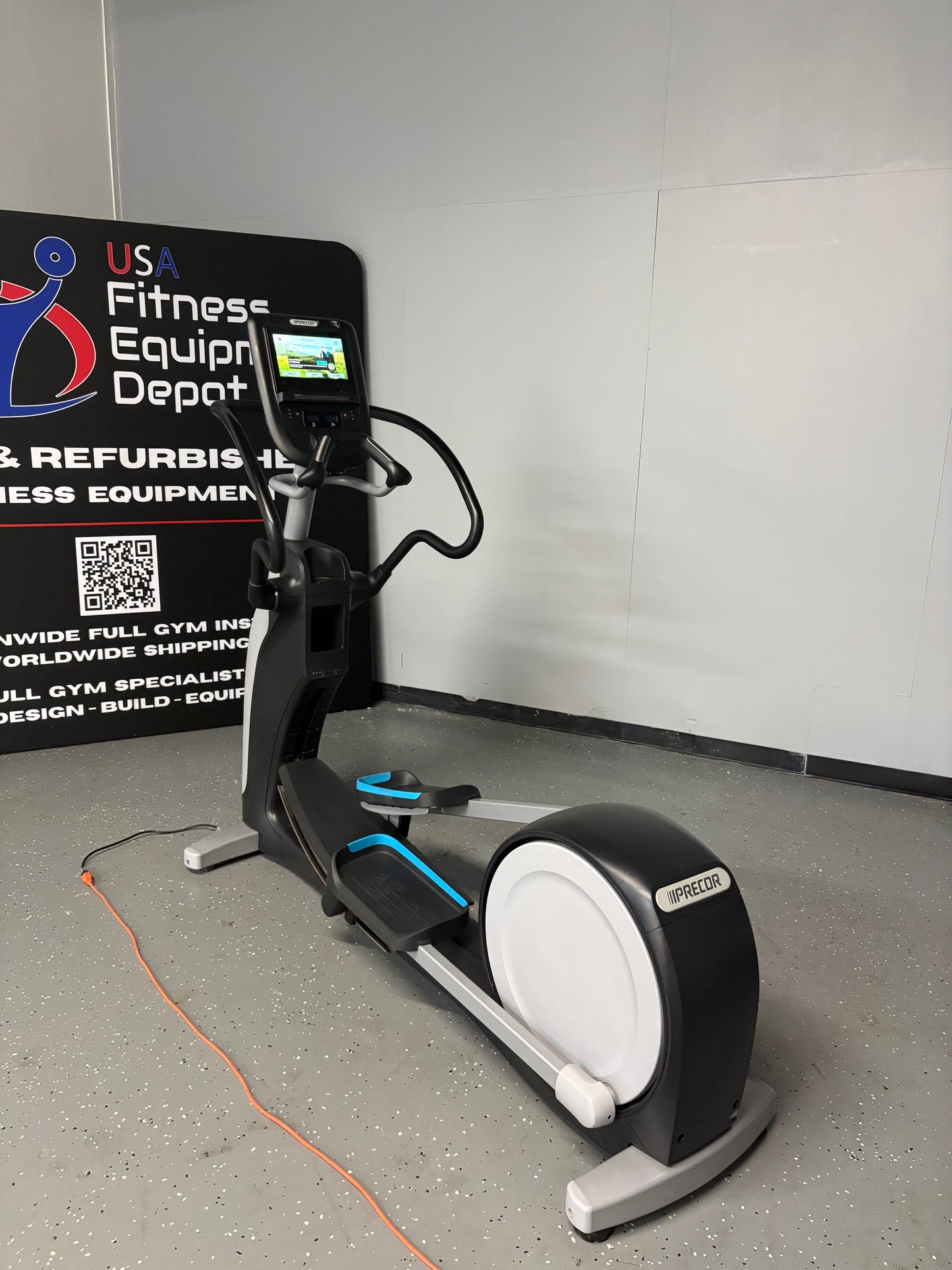 Precor EFX 883 Lower Body Converging Ramp Elliptical P62 Console *Refurbished*