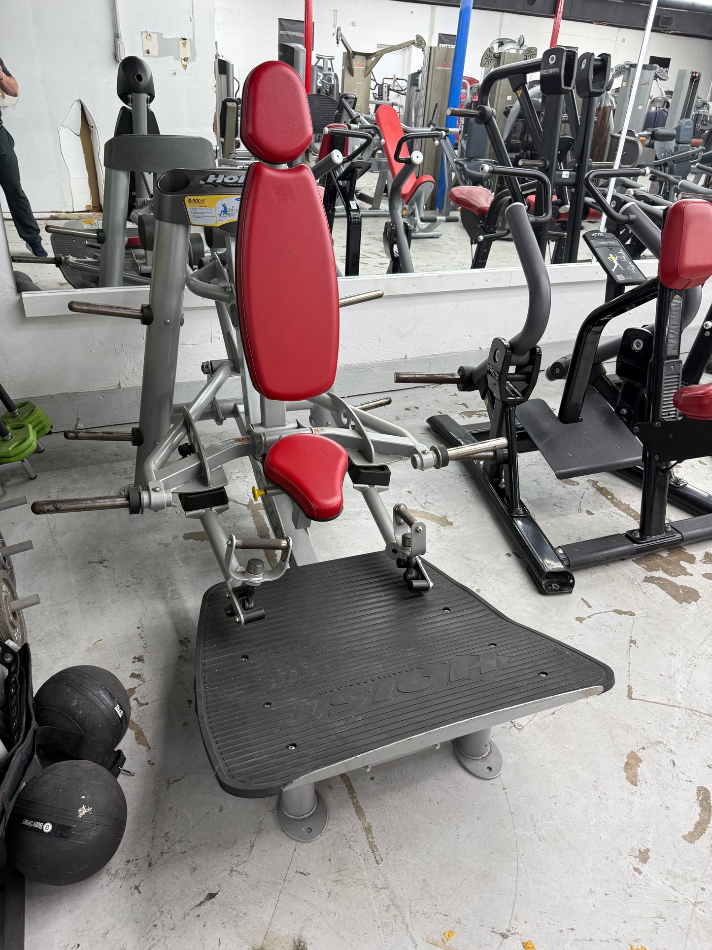 Hoist Fitness ROC-It Series Hack Squat