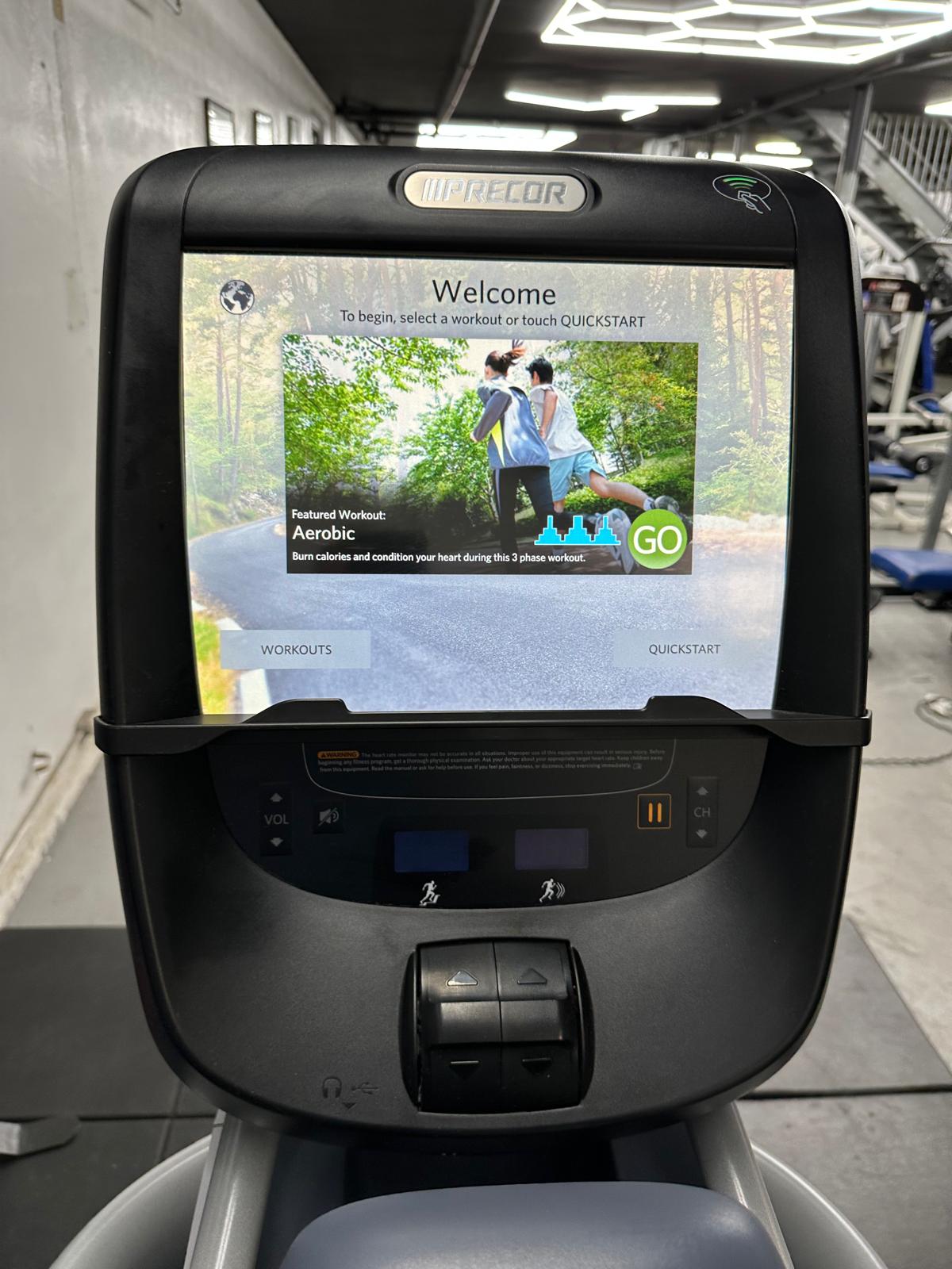 Precor AMT 885 Open Stride Trainer Elliptical w/P82 *REFURBISHED*