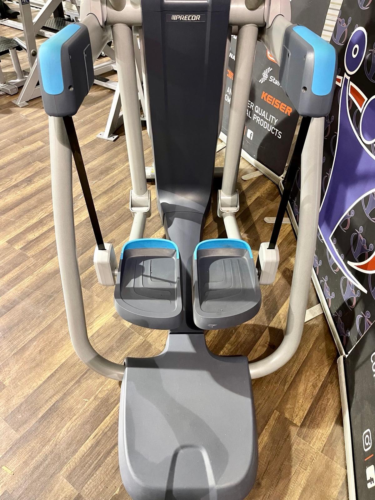 Precor AMT 835 Open Stride Elliptical P30 Console *REFURBISHED*