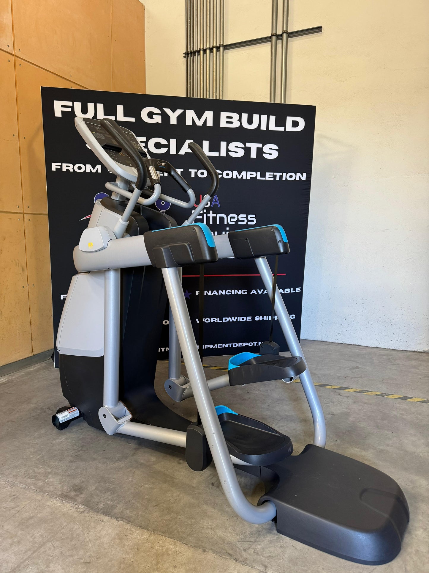 Precor AMT 835 Open Stride Elliptical P30 Console *REFURBISHED*