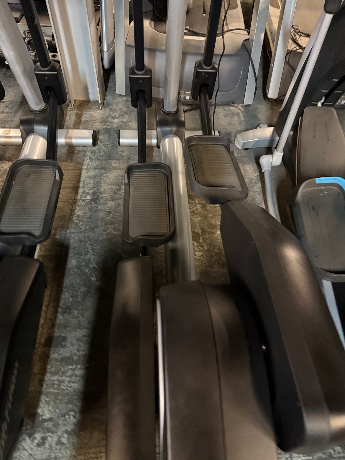 Life Fitness Cross Trainer Integrity Series *Refurbished*