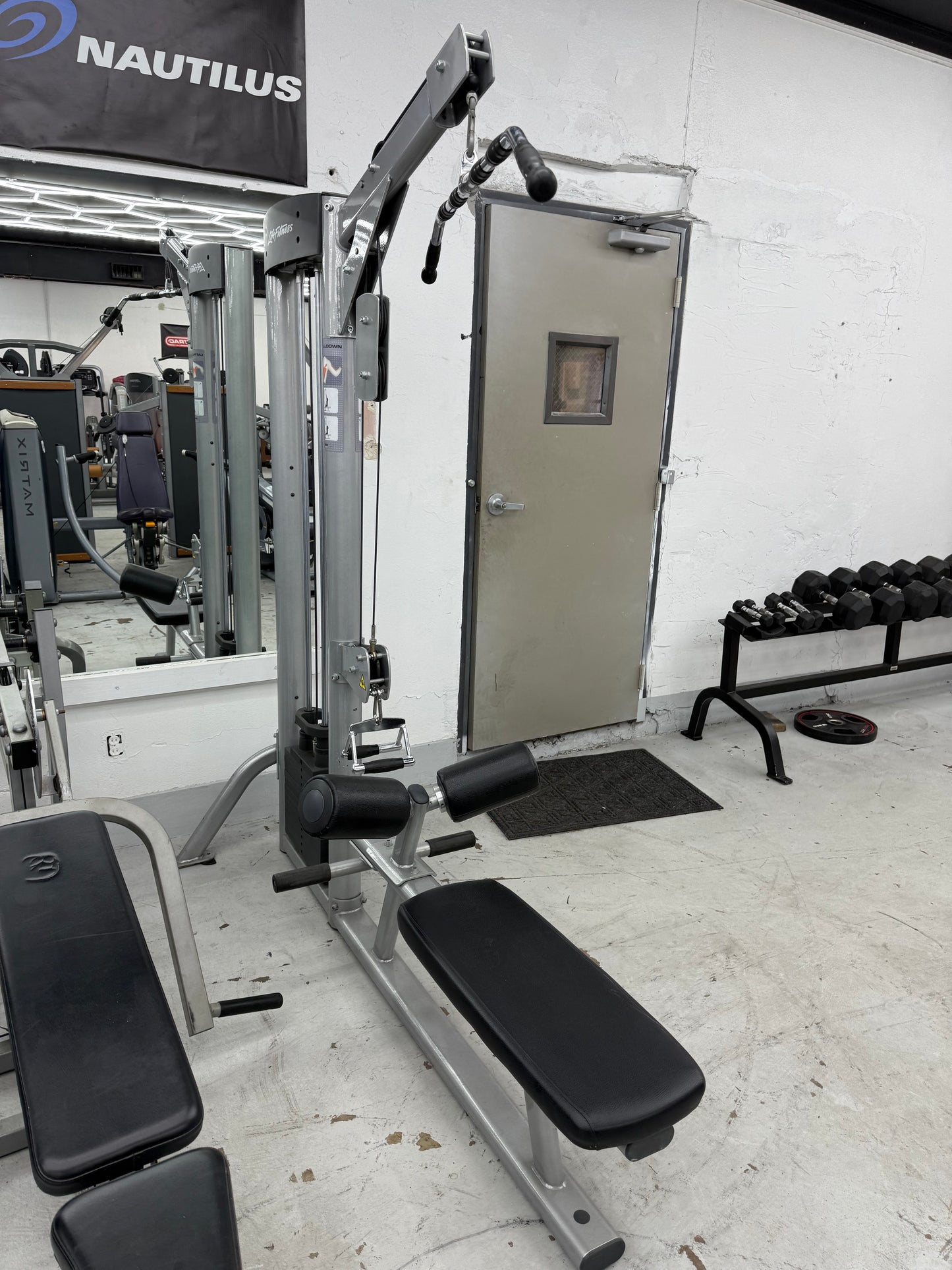 Life Fitness Optima Series Lat Pulldown/Row *Refurbished*