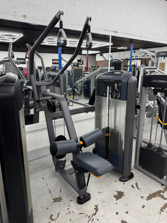 Precor Discovery Series Lat Pulldown *Refurbished*