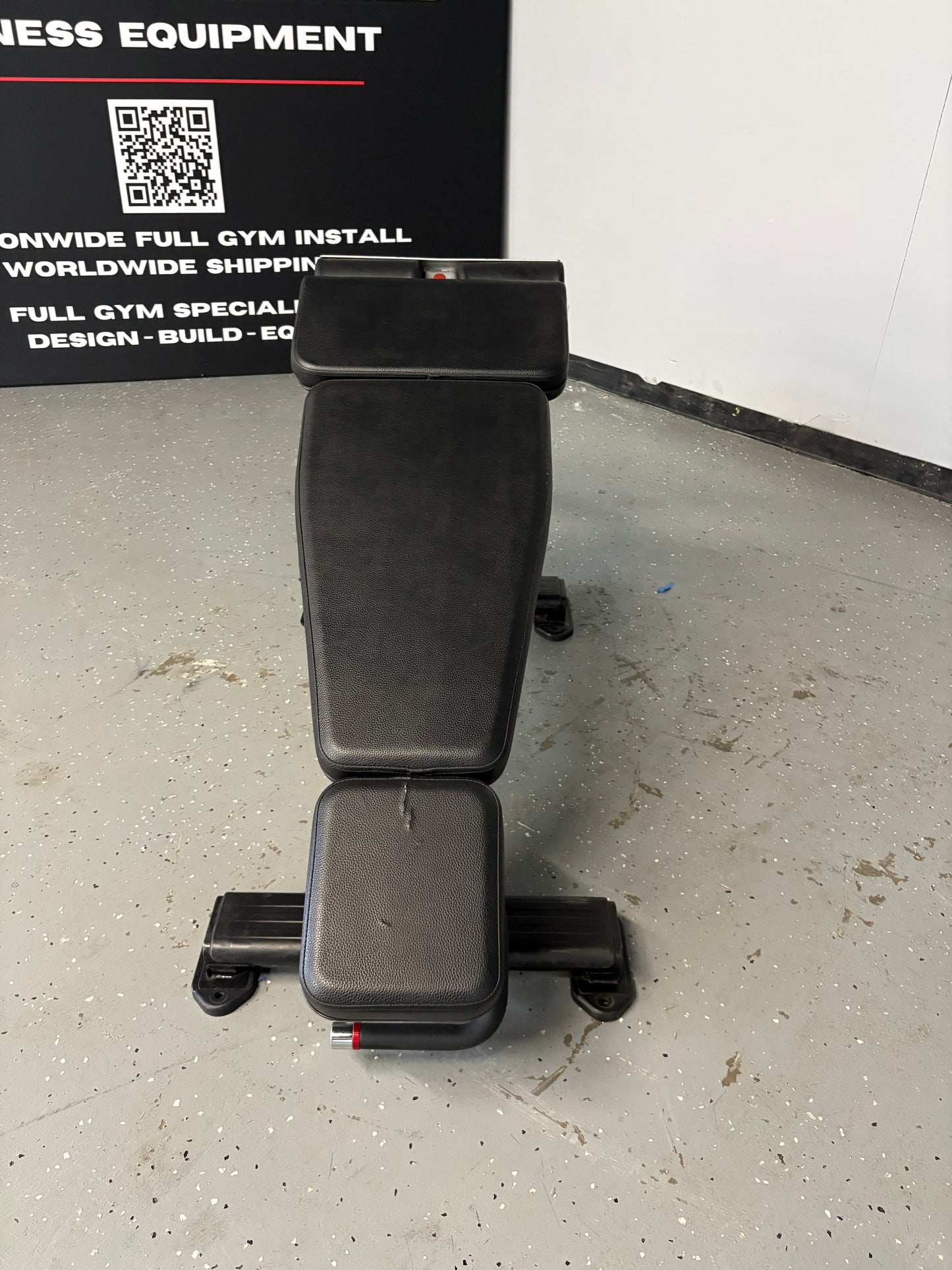 Star Trac Decline Bench