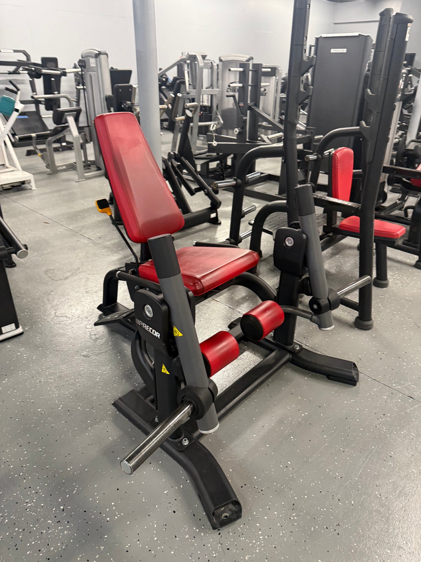 Precor Discovery Series Leg Extension *Refurbished*