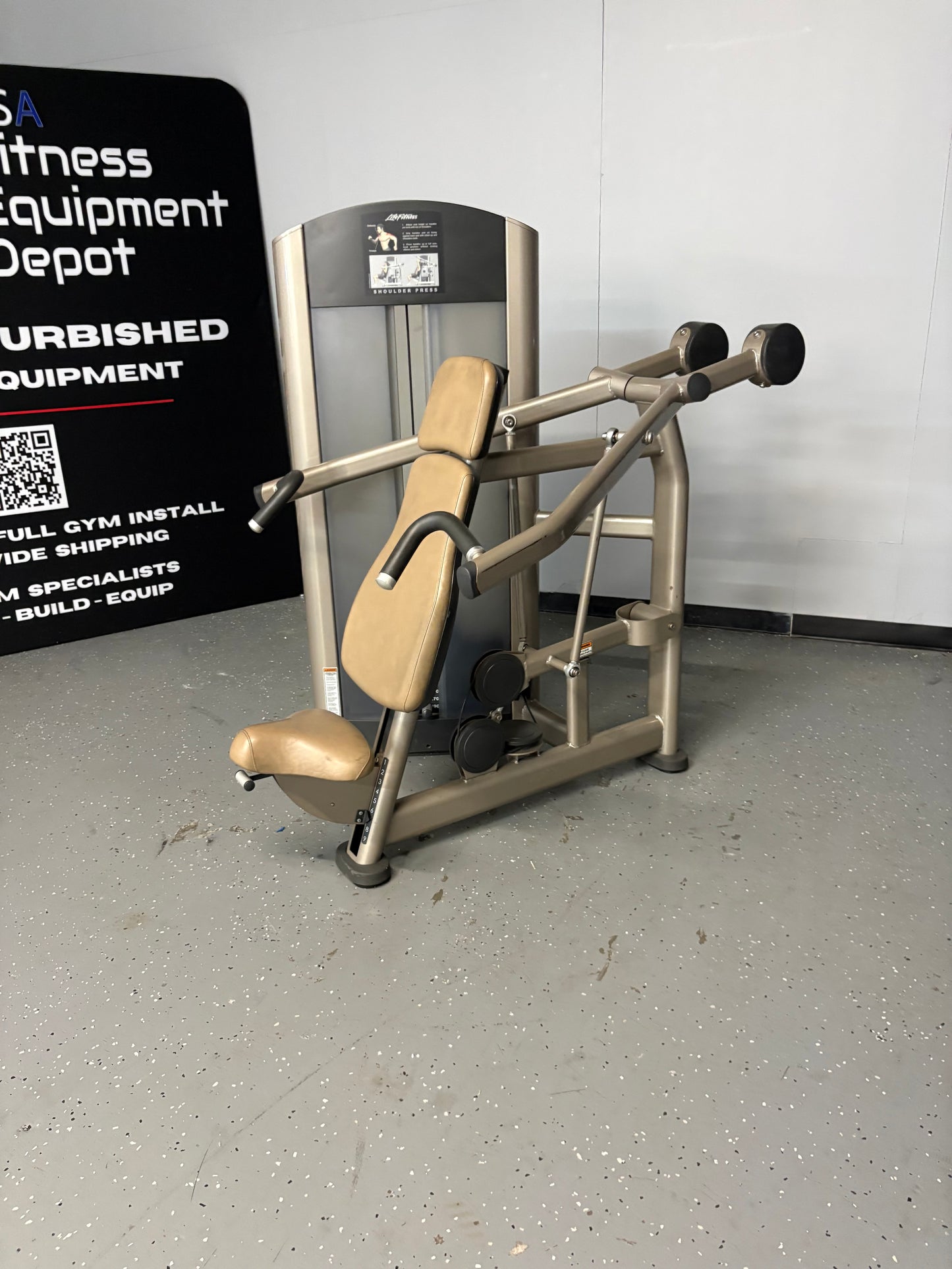 Life Fitness Signature Series Shoulder Press