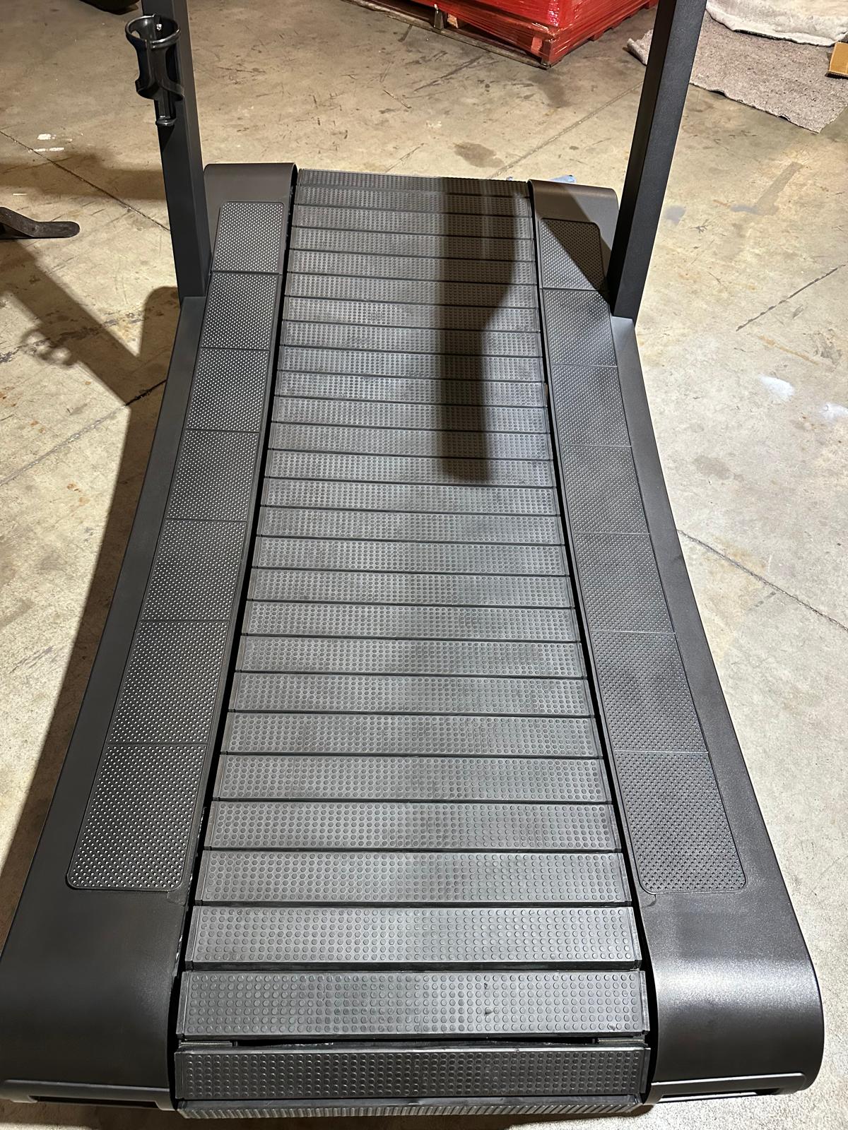 Premier Strength Xtreme Series Curve Treadmill *NEW*