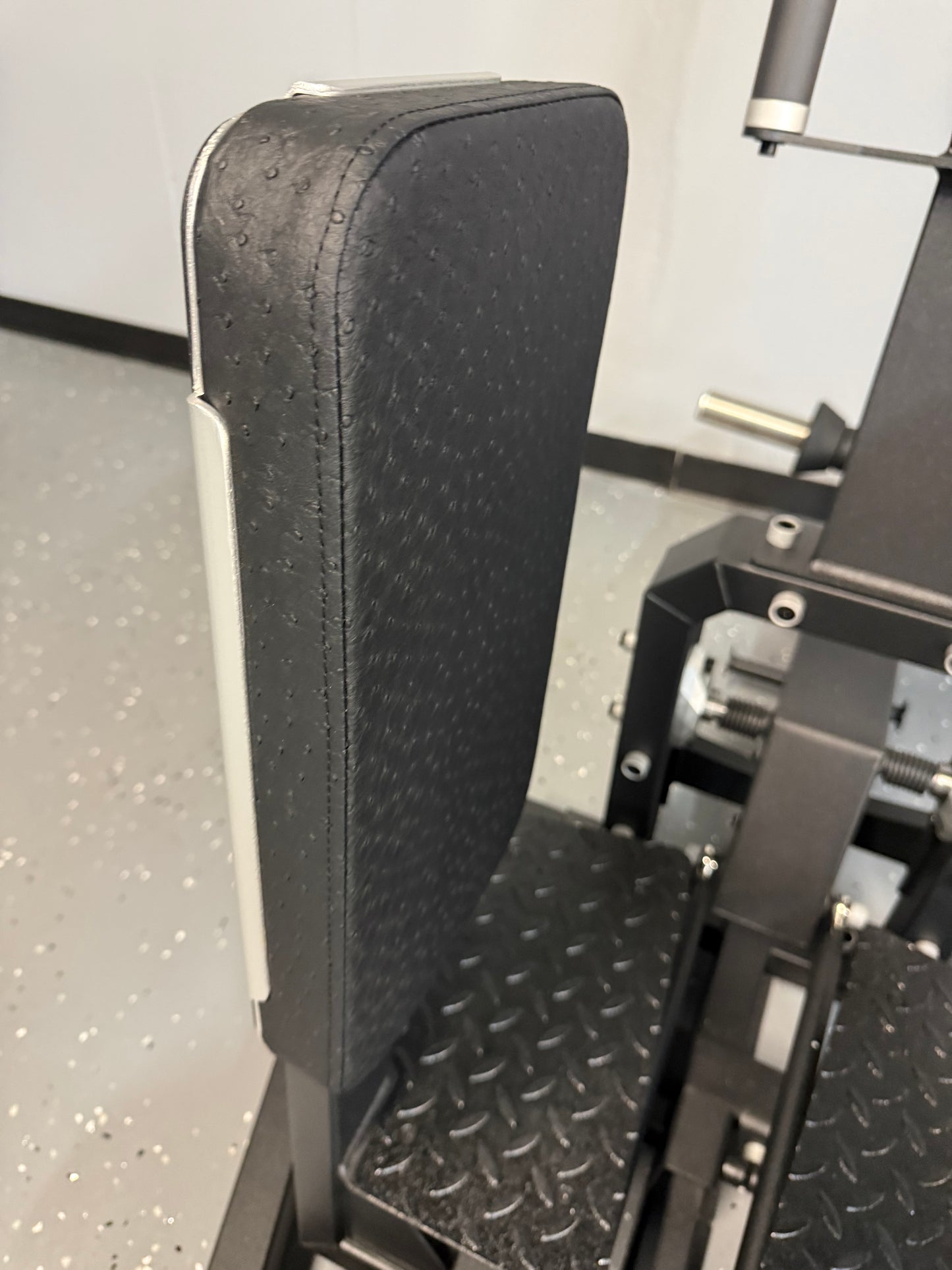 Premier Strength Titan Series Standing Abductor *NEW*