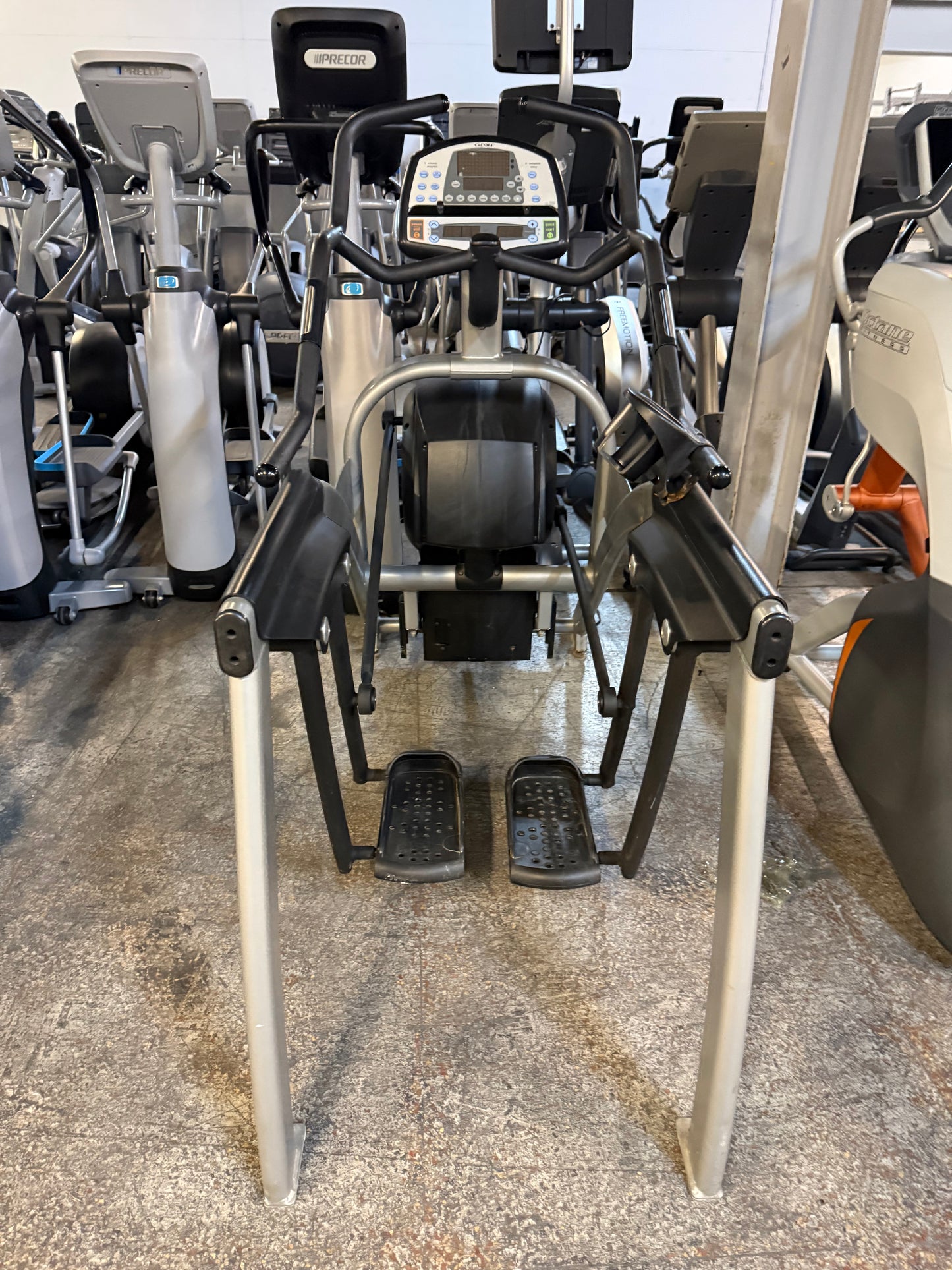 Cybex 620A Lower Body Arc Trainer *Refurbished*