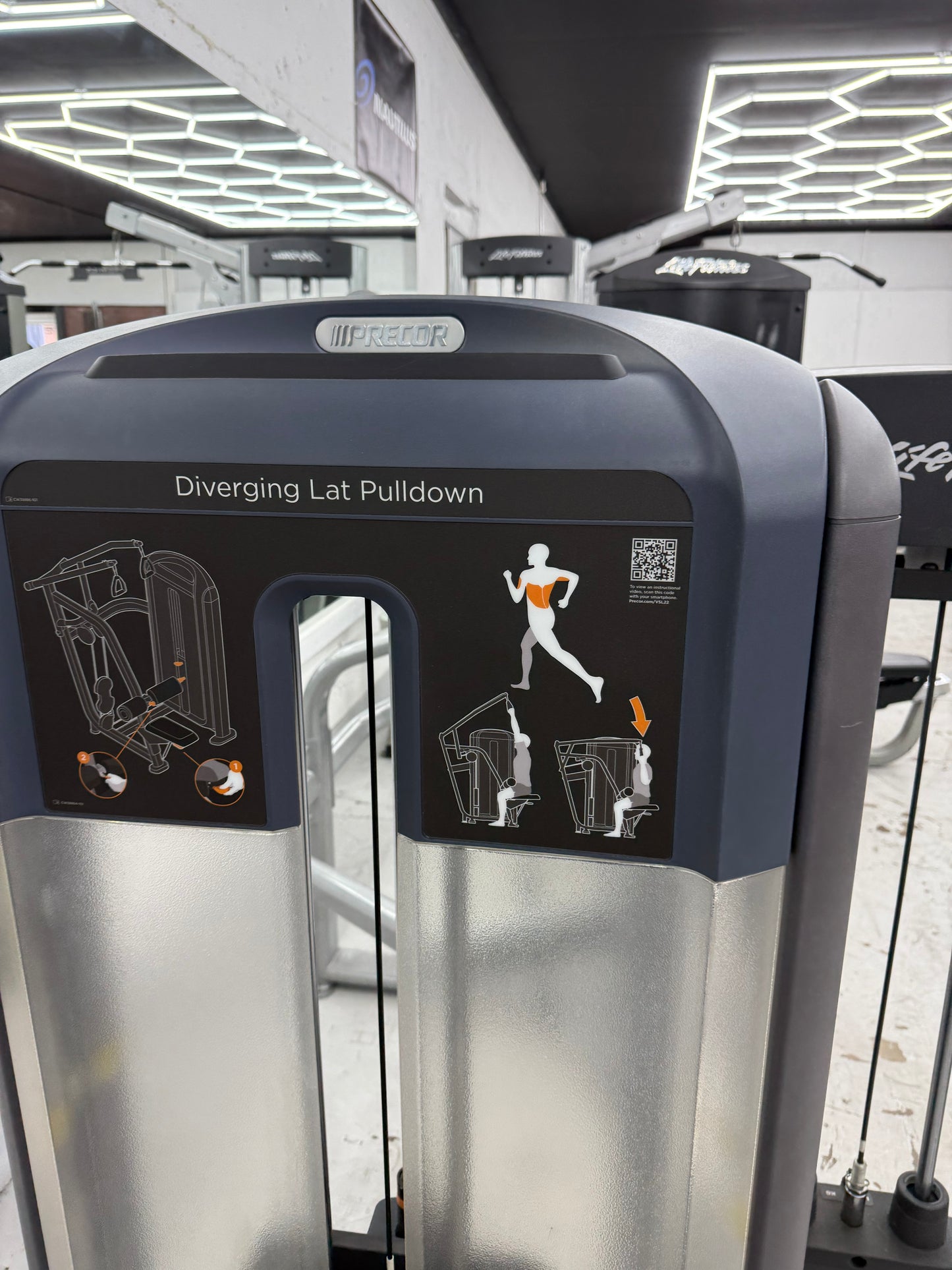 Precor Discovery Series Lat Pulldown *Refurbished*