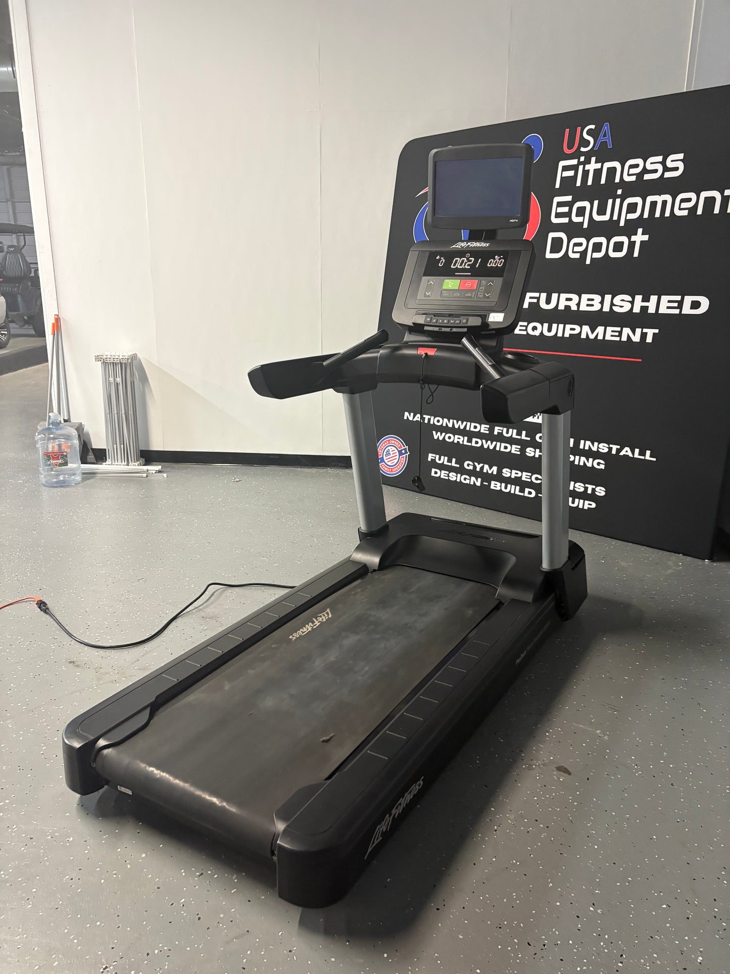 Life Fitness Integrity Series Treadmill C Console *Refurbished*
