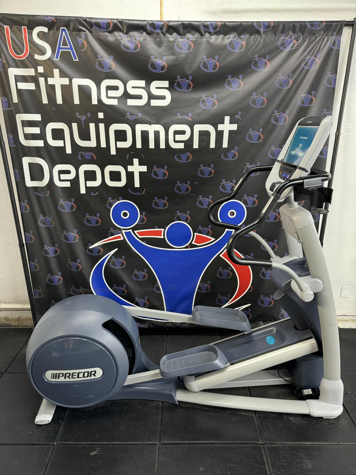 Precor EFX 883 Lower Body Elliptical w/P80 Console *REFURBISHED*