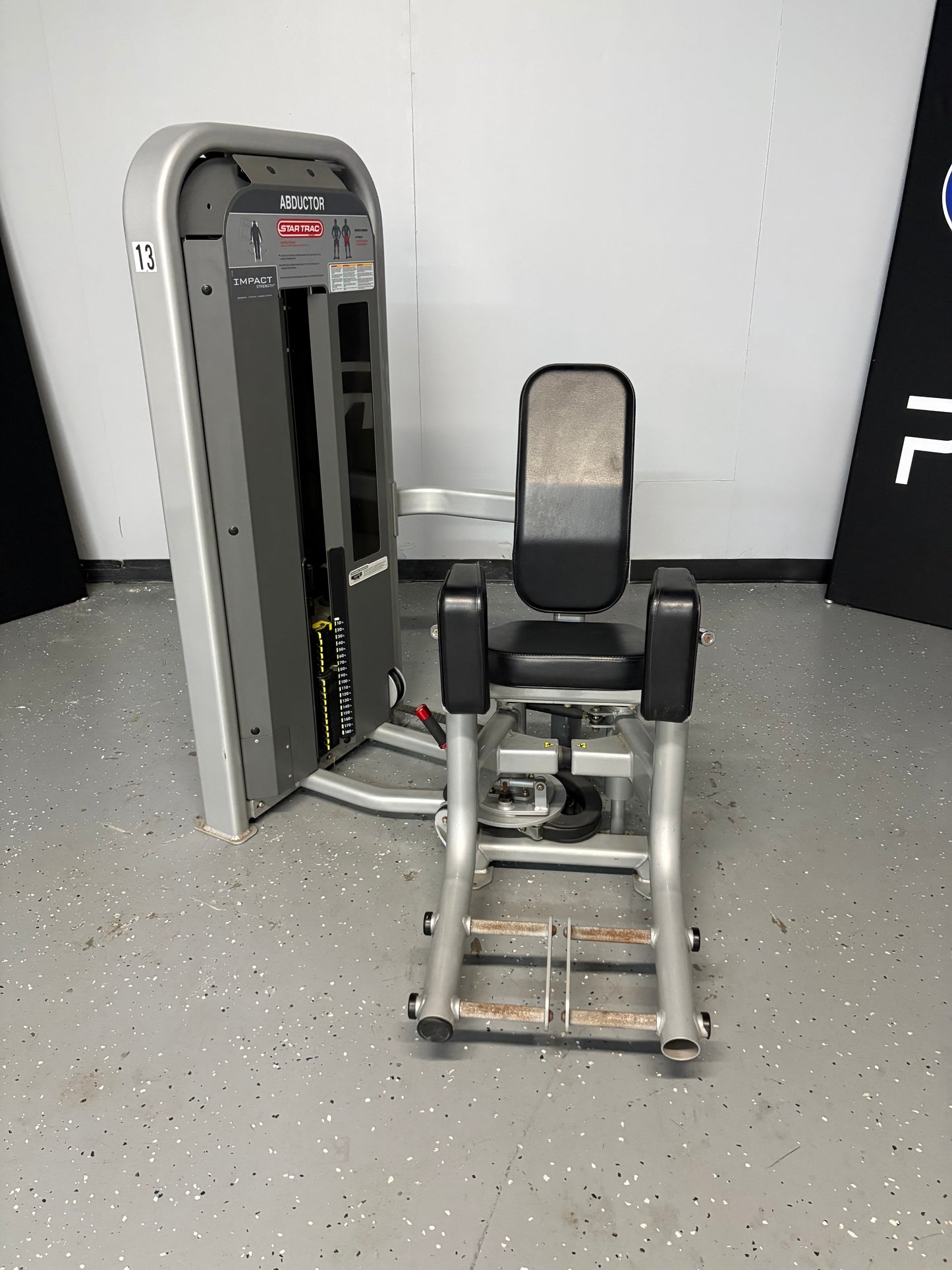 Star Trac/Nautilus Impact Series Abductor