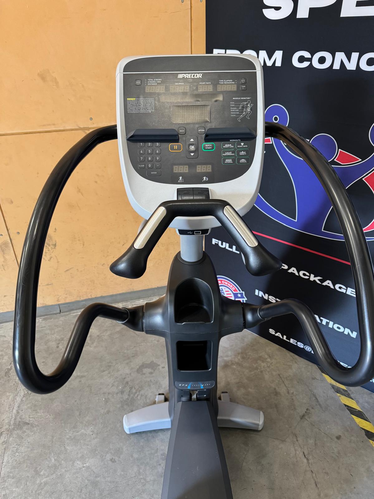 Precor EFX 833 Lower Body Elliptical Converging Ramp P30 Console *REFURBISHED*