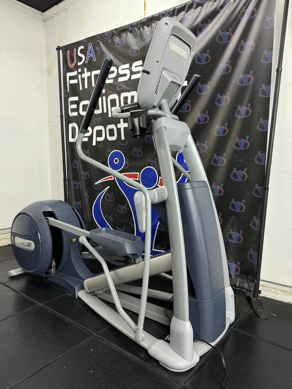 Precor EFX 885 Total Body Elliptical w/P80 Console *REFURBSIHED*