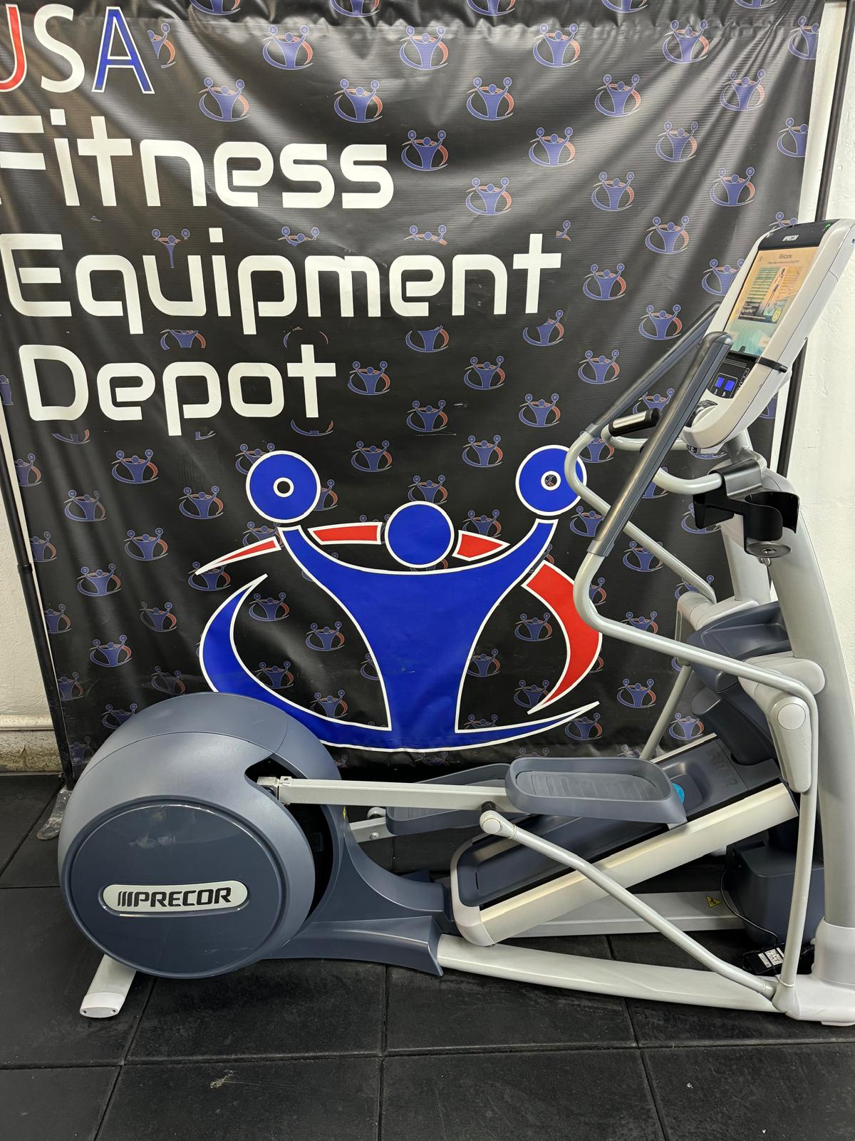 Precor EFX 885 Total Body Elliptical w/P80 Console *REFURBSIHED*