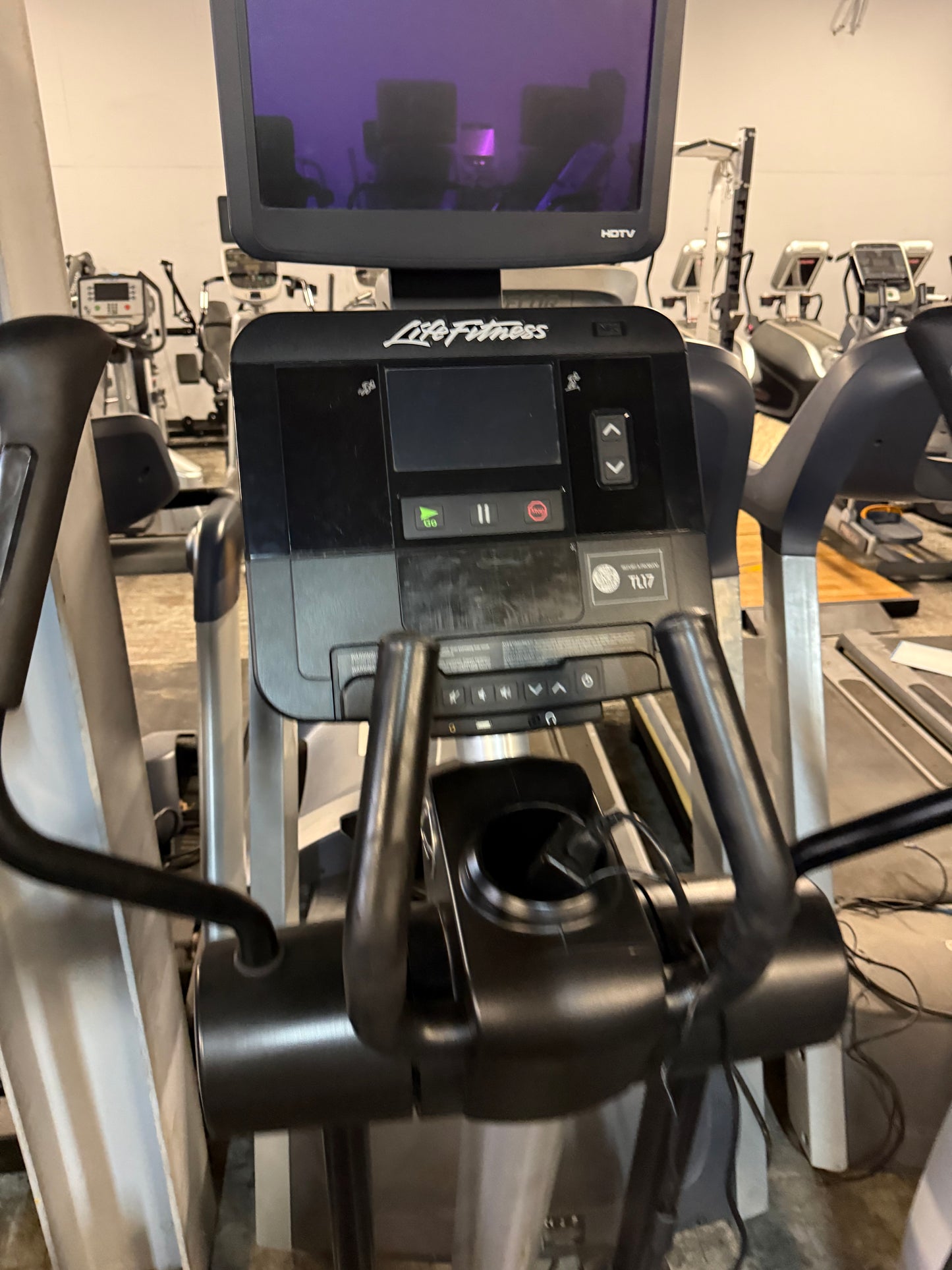 Life Fitness Cross Trainer Integrity Series *Refurbished*