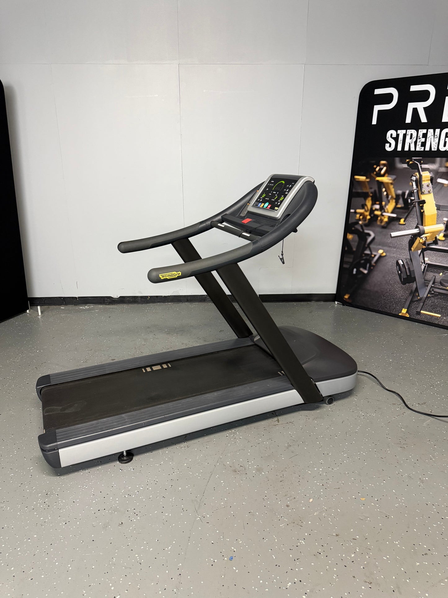 TechnoGym Job 700 Series Treadmill