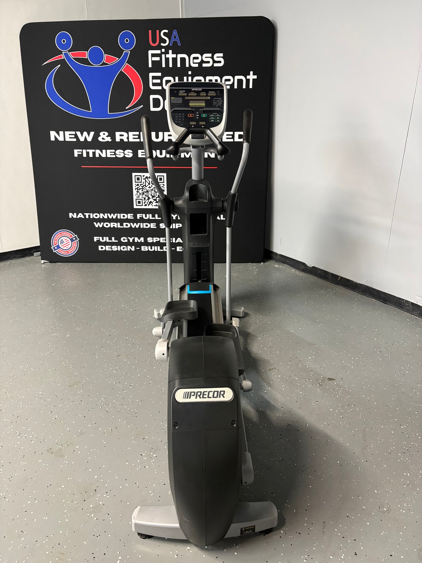 Precor EFX 835 Total Body Elliptical Converging Ramp P30 Console *Refurbished*