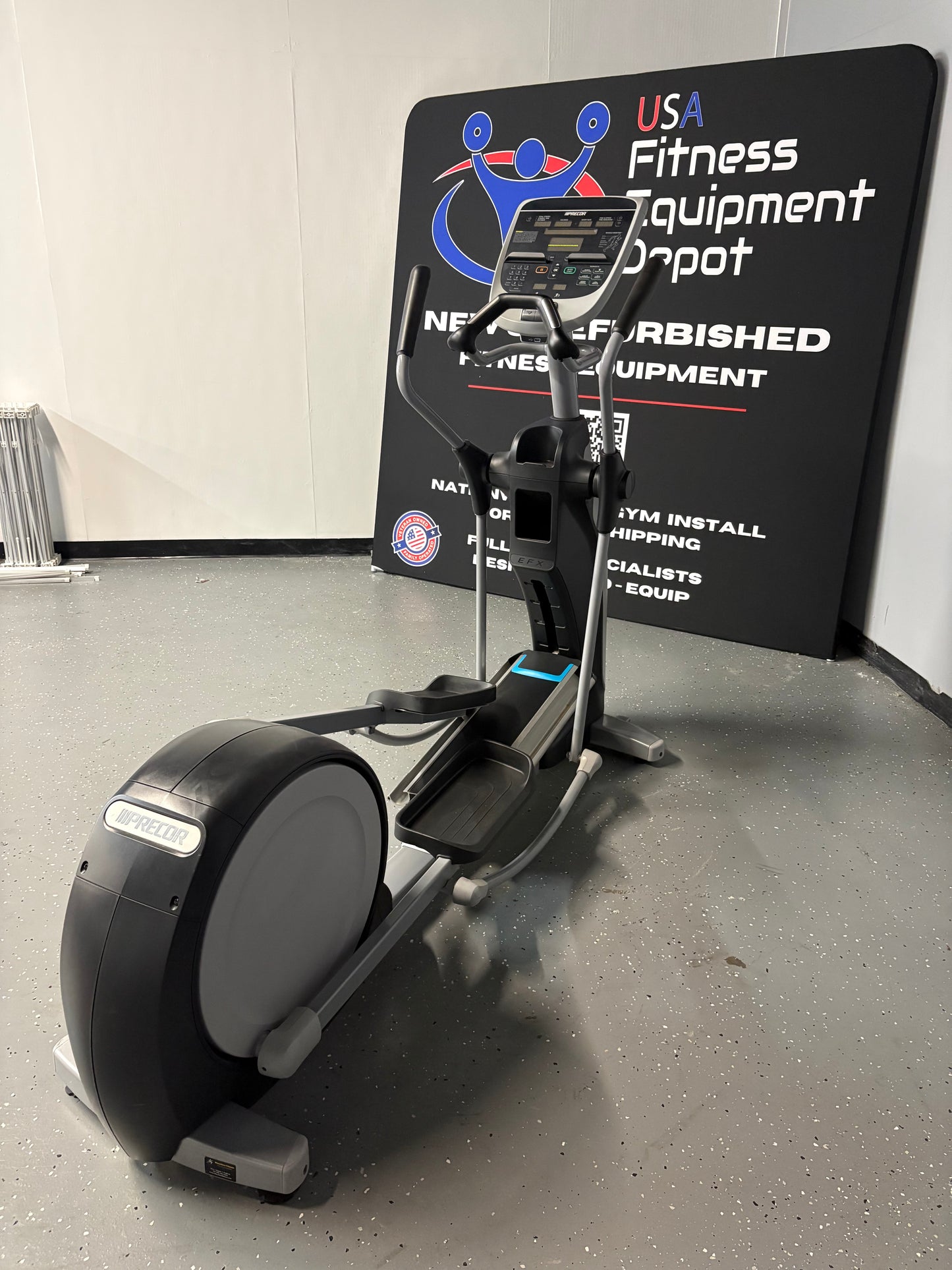 Precor EFX 835 Total Body Elliptical Converging Ramp P30 Console *Refurbished*