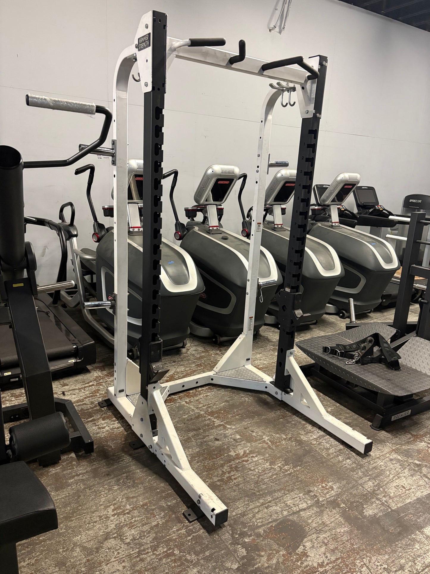 Hammer Strength Half Rack