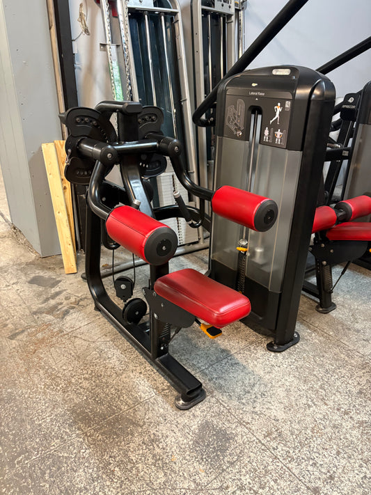 Precor Discovery Seated Lateral Raise