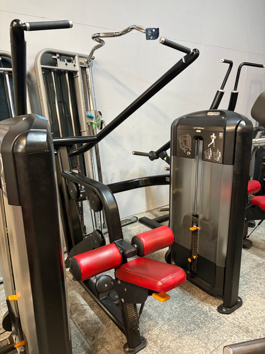 Precor Discovery Lat Pulldown *Refurbished*