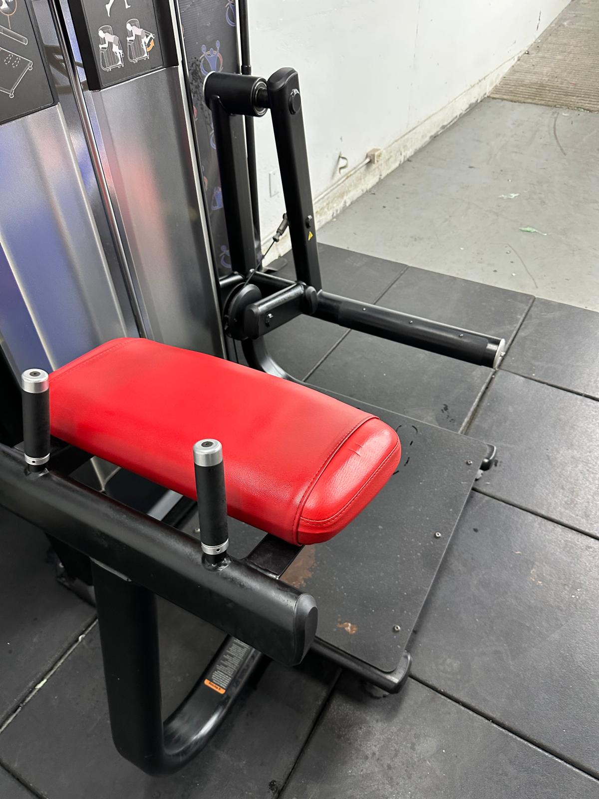 Precor Discovery Series Glute Kickback *REFURBISHED*